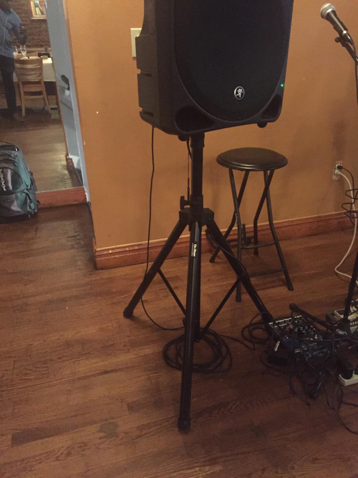 On-Stage SS7761B All-Aluminum Speaker Stand (Folding Portable Tripod Loudspeaker Stand, Nonslip Rubber Feet, Height Adjustable, Locking Pin, Mounts PA Speakers with 1 3/8