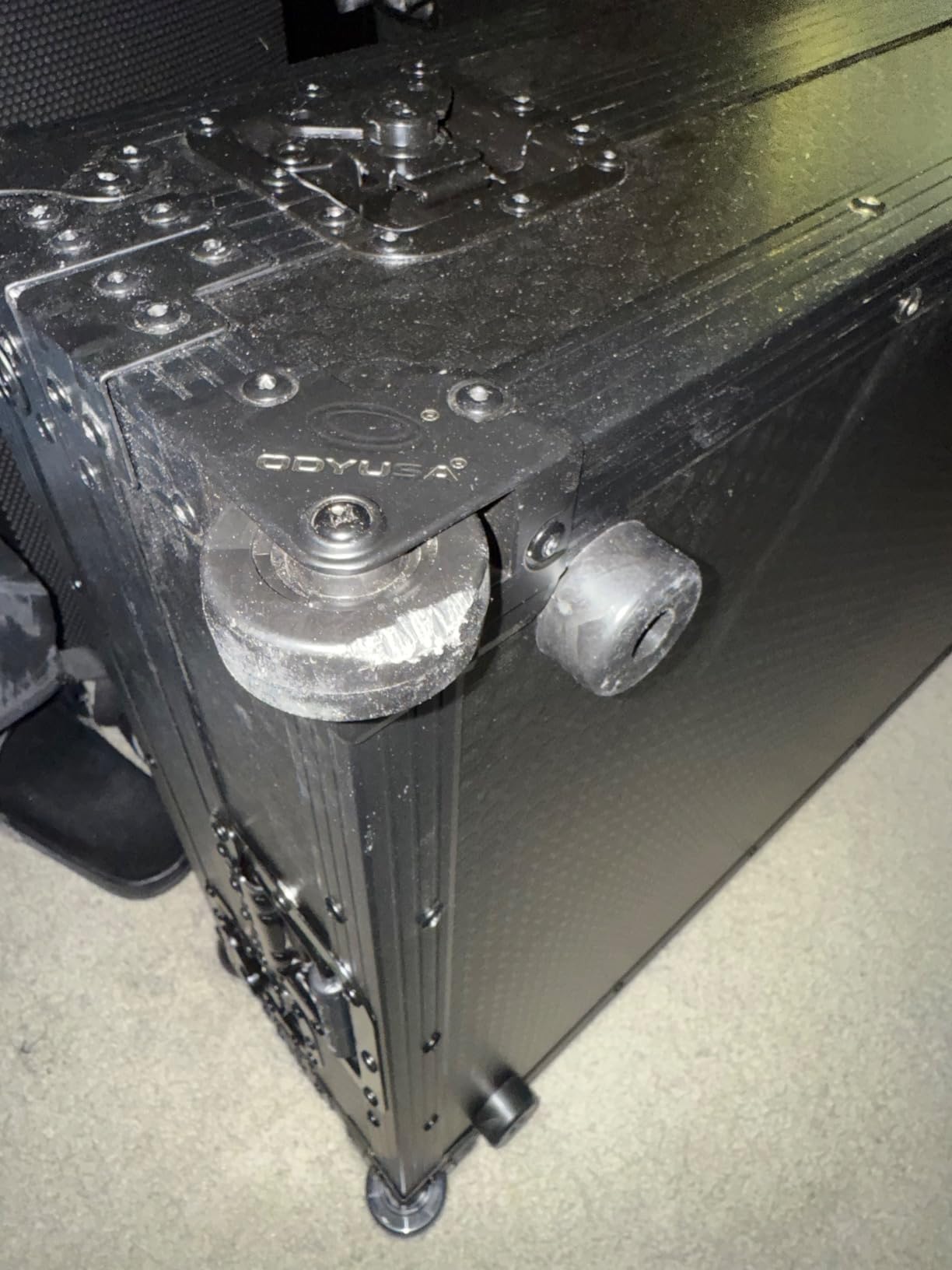 Odyssey CBM10E Carpeted DJ Coffin For A 10