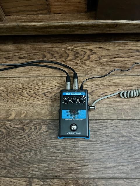 TC-Helicon VoiceTone C1 Vocal Effects Stompbox with Hardtune and Correction customer photo 1