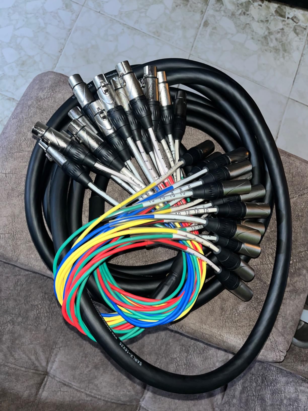 Seismic Audio SARLX-16x25 25-Feet 16-Channel XLR Snake Cable customer photo 1