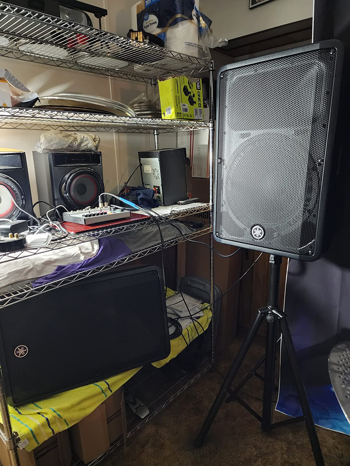 Rockville RVSS3 Pair Tripod Push Button DJ PA Speaker Stands + Air Lowering System customer photo 2
