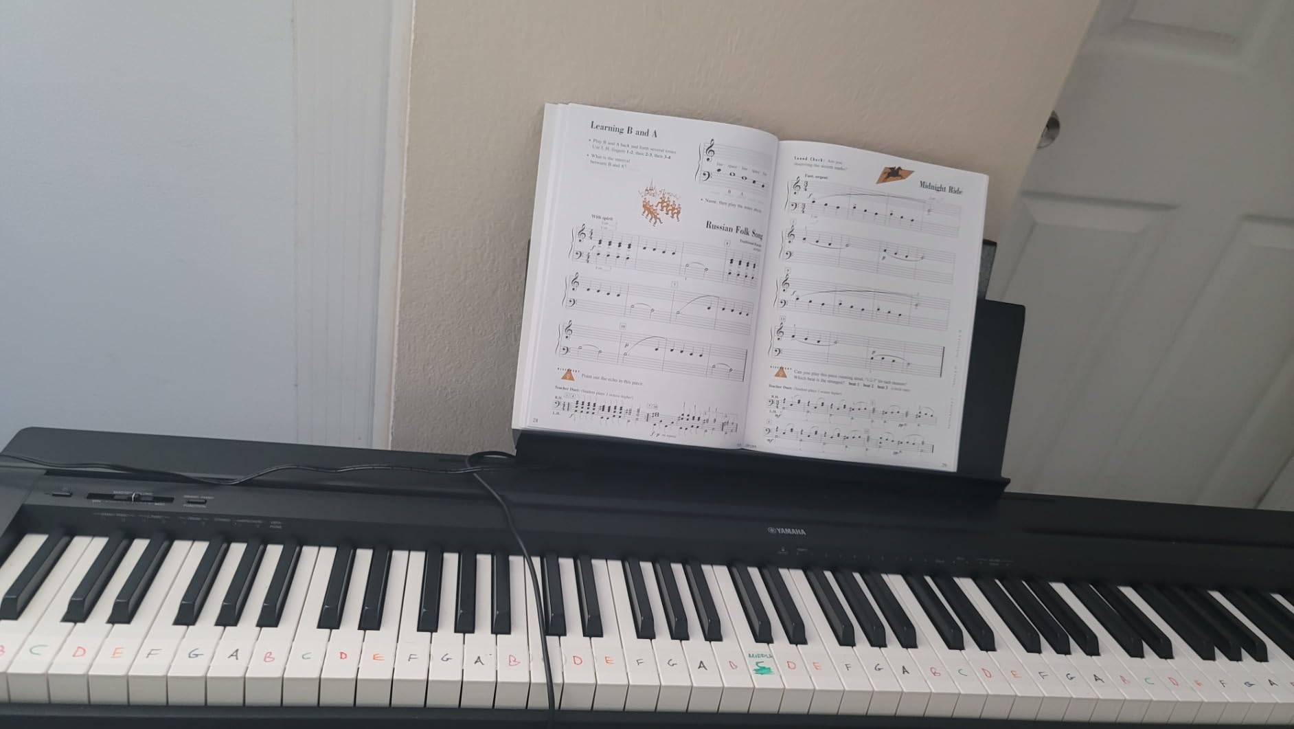 Yamaha P45B 88-Key Weighted Portable Digital Piano Keyboard with Music Rest, Sustain Foot Switch, Built-in Speakers, USB Connectivity, Black customer photo 1
