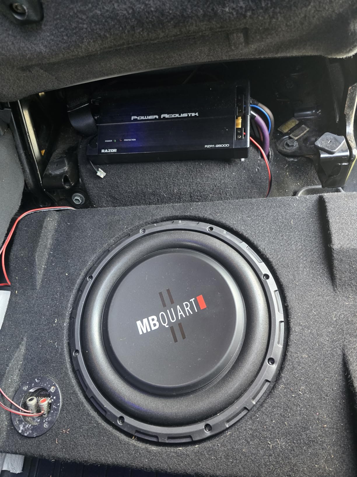 MB Quart DS1-304 Discus Shallow Mount Subwoofer (Black) - 12 Inch Subwoofer, 600 Watt, Car Audio, 2 Inch Voice Coils, UV Rubber Surround, Best in Sealed Enclosures customer photo 1