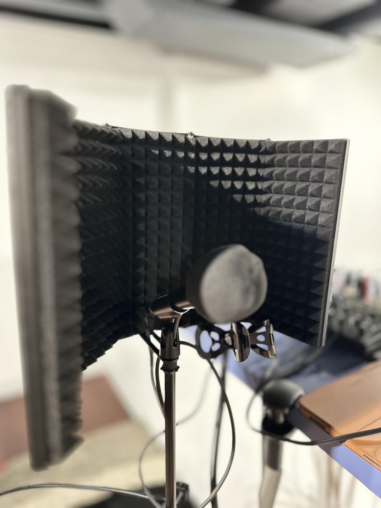Pyle Sound Isolation Recording Booth Shield - 2