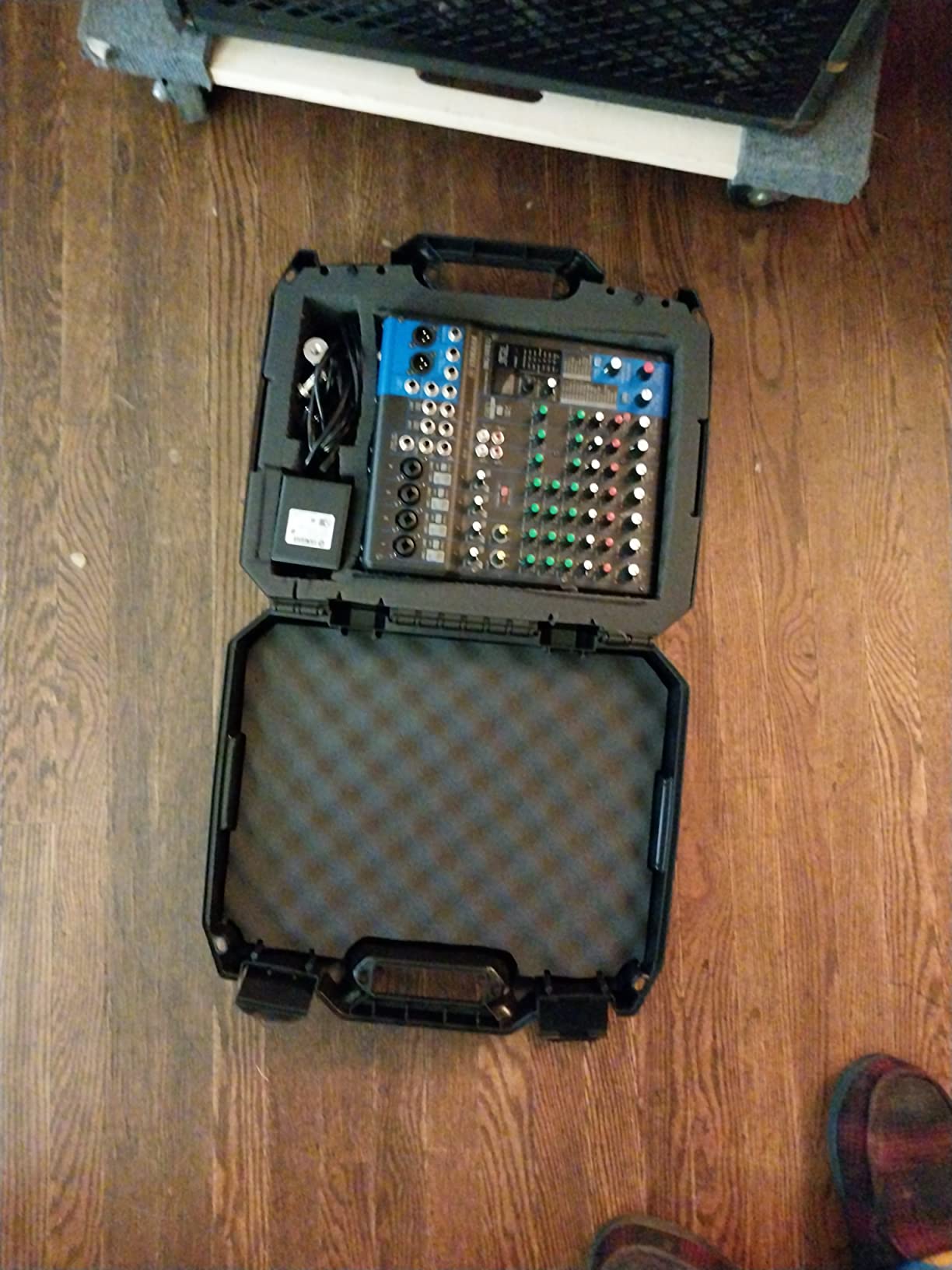 CASEMATIX DJ Mixer Case Compatible with Yamaha MG10XU, MG10, MG06 - Hard Shell Audio Mixer Carrying Case with Customizable Pre-Diced Foam Interior and Cable Storage customer photo 2