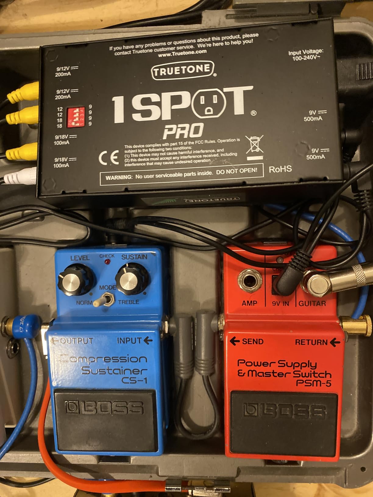 Truetone 1 SPOT Pro CS6 Low Profile Guitar Pedal Power Supply with 6 Isolated Outputs, 9V 12V 18V, Studio Power for Your Pedalboard customer photo 2