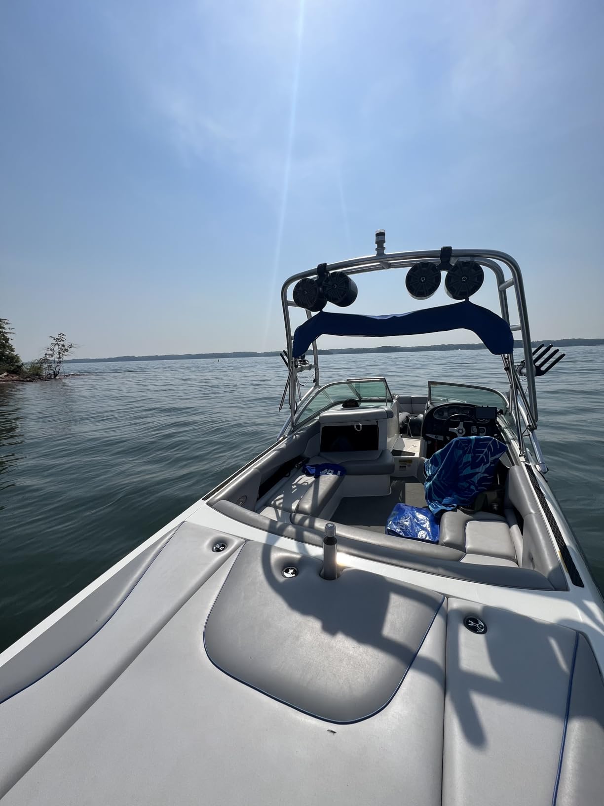 Kicker KM8 8-Inch (200mm) Marine Coaxial Speakers with 1-Inch (25mm) Tweeters, LED, 4-Ohm, Charcoal and White Grilles customer photo 1