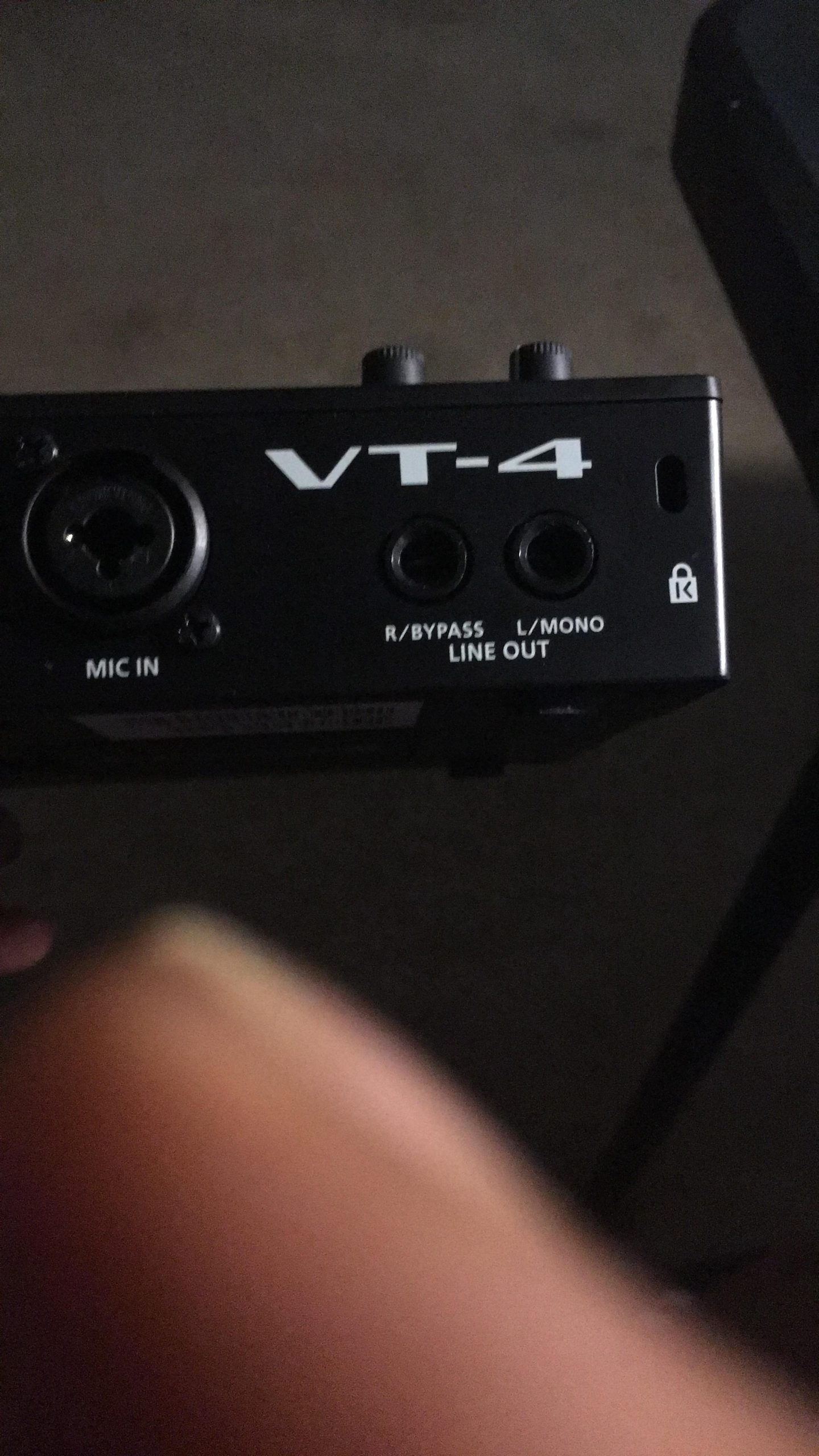 Roland VT-4 Vocal Transformer, Black customer photo 2