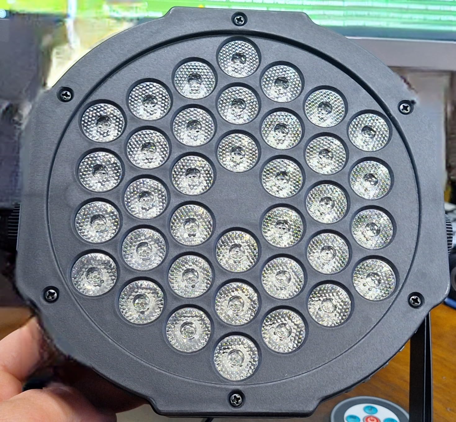 Stage Lights 36 LED Par Lights, U'King RGB Par Light Uplights Stage Lighting Indoor for Christmas Halloween Music Party Disco Wedding, Remote Control, DMX Control Sound Activated Party Light customer photo 1