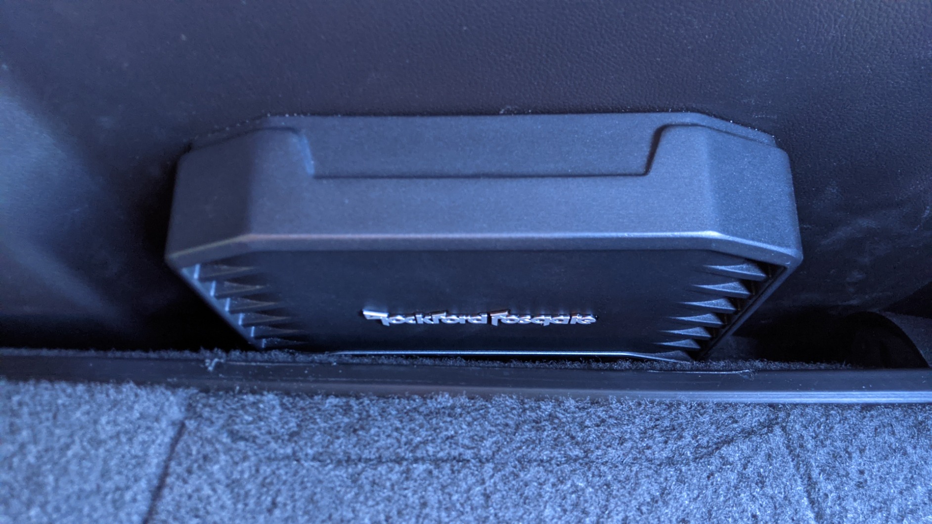 Rockford Fosgate Prime R2-500X1 500-Watt Mono Amplifier, Class-D customer photo 2