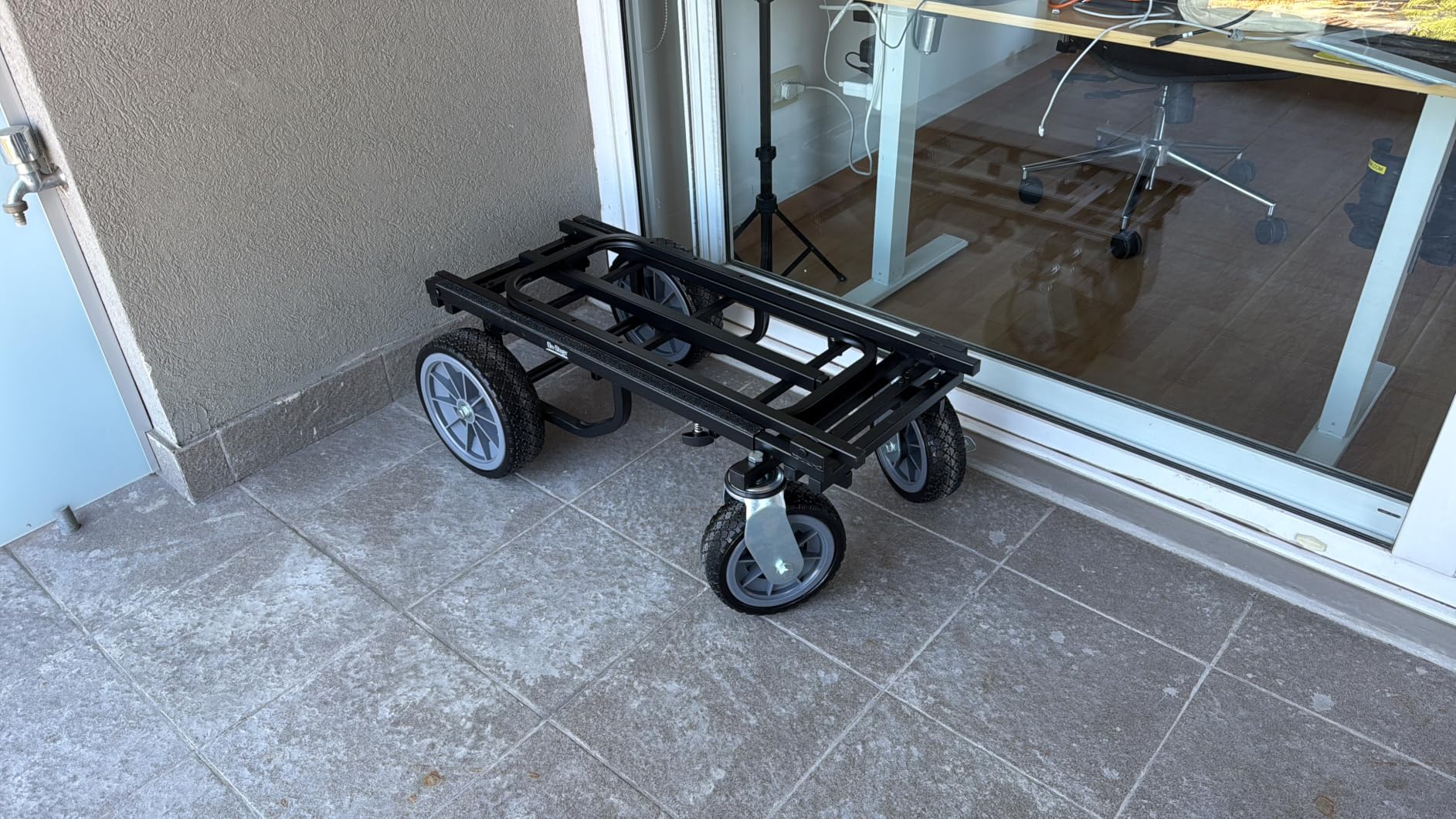 On-Stage UTC5500 All-Terrain Utility Cart (Rolling Dolly Handcart, Heavy-Duty Transportation, Load in and Load Out Equipment, Adjustable Length, Treaded Wheels and Locking Casters, Black Finish) customer photo 1