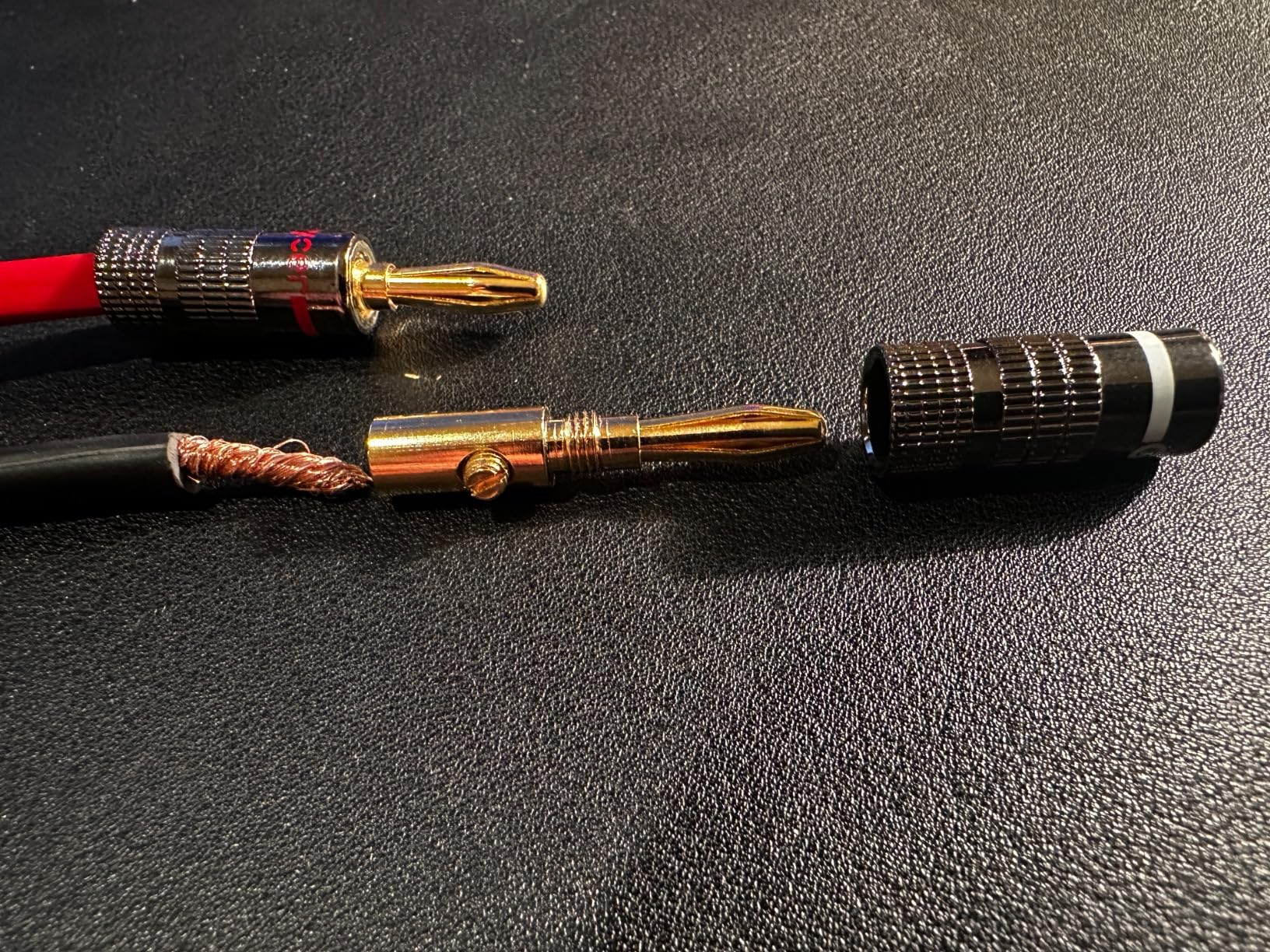Speaker Connector Banana Plugs - 24K Gold Plated Brass 4mm Plug (12 Pairs/24 pcs) customer photo 2