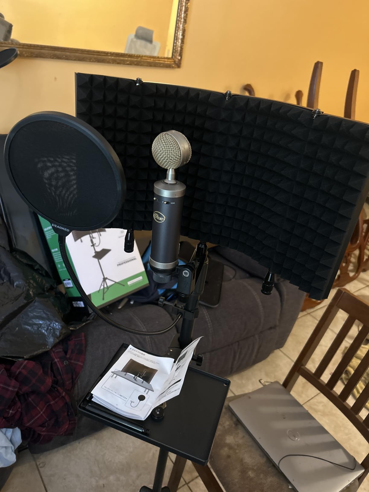 Professional Studio Recording Microphone Isolation Shield, Pop Filter,High density absorbent foam is used to filter vocal. Suitable for Blue Yeti and other condenser microphones (AO-504 With Stand) customer photo 1