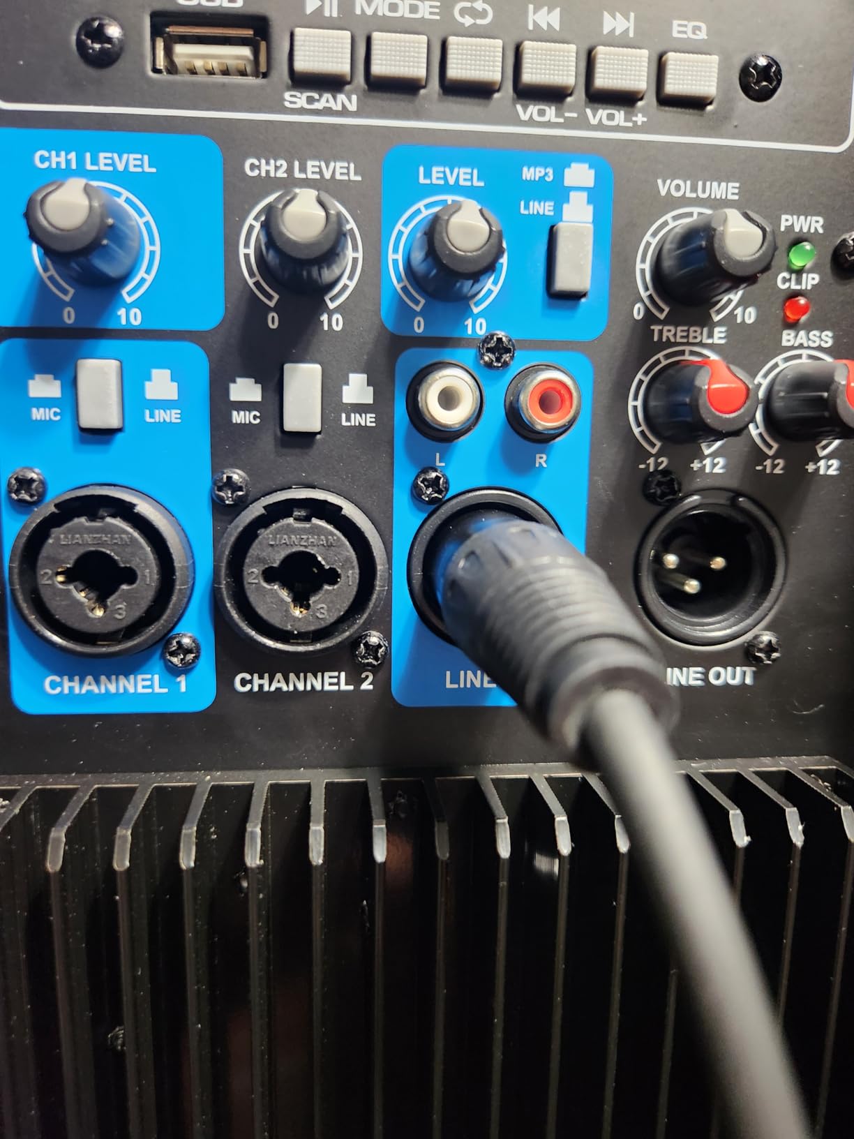 Tisino XLR Splitter Cable, 2 Female to 1 Male XLR Y-Splitter Cable, 10 FT customer photo 2