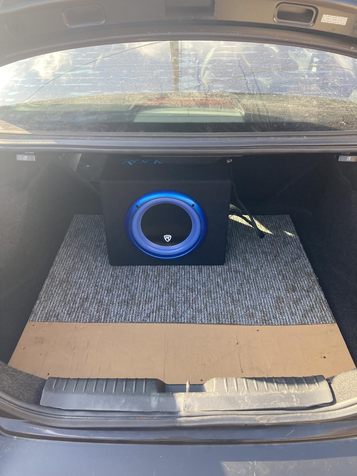 Rockville RVB10.1A 10 Inch 500W Active Car Subwoofer with Enclosure, Built-in Class AB Amplifier, Adjustable Bass Boost, Compact Design, for Car Audio Enthusiasts | 500W Peak / 300W RMS, Class AB, Kevlar Cone, High/Low-Level Inputs, Low-Pass Crossover, Bass Reflex Port, 4 Ohm customer photo 2
