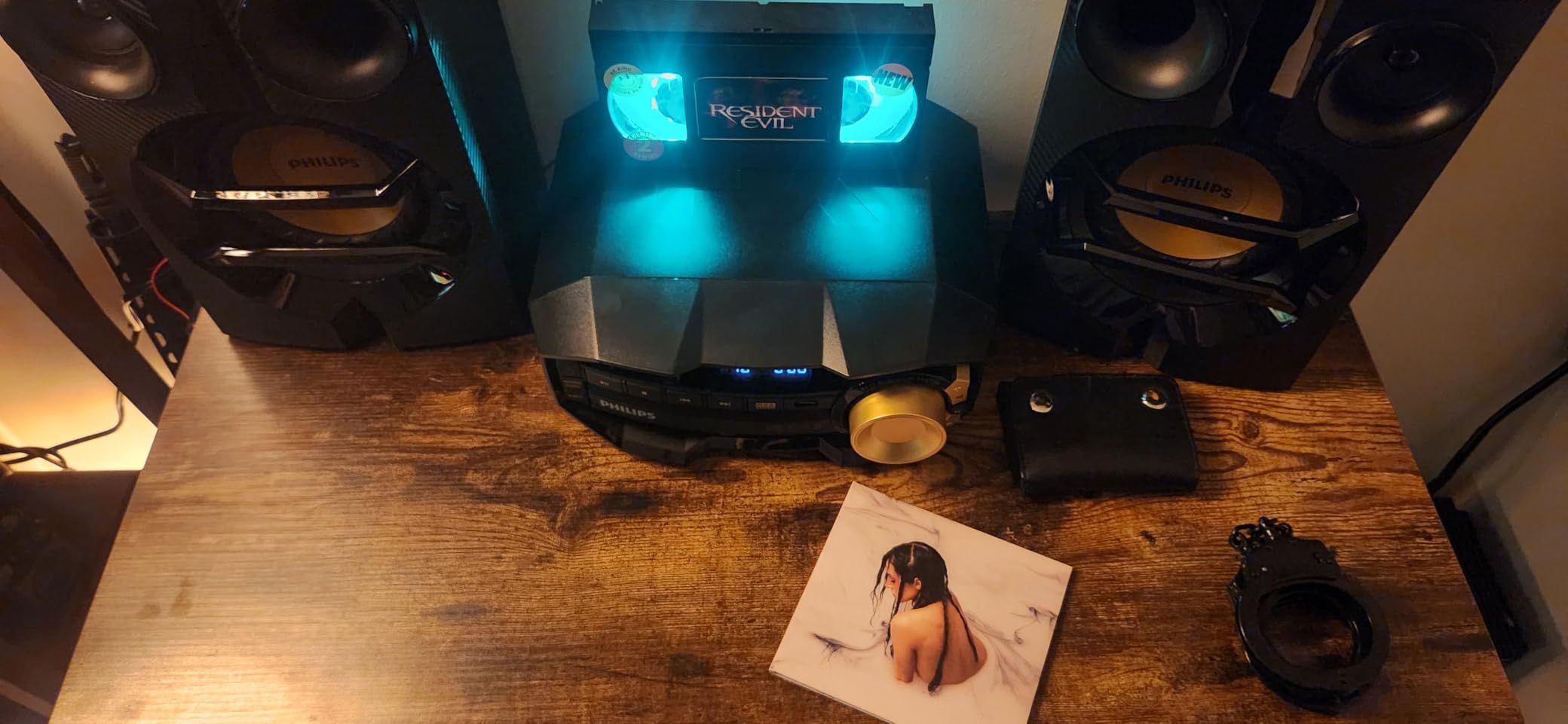 PHILIPS FX10 Bluetooth Stereo System for Home with CD Player, MP3, USB, FM Radio, Bass Reflex Speaker, 230 W, Remote Control Included customer photo 1