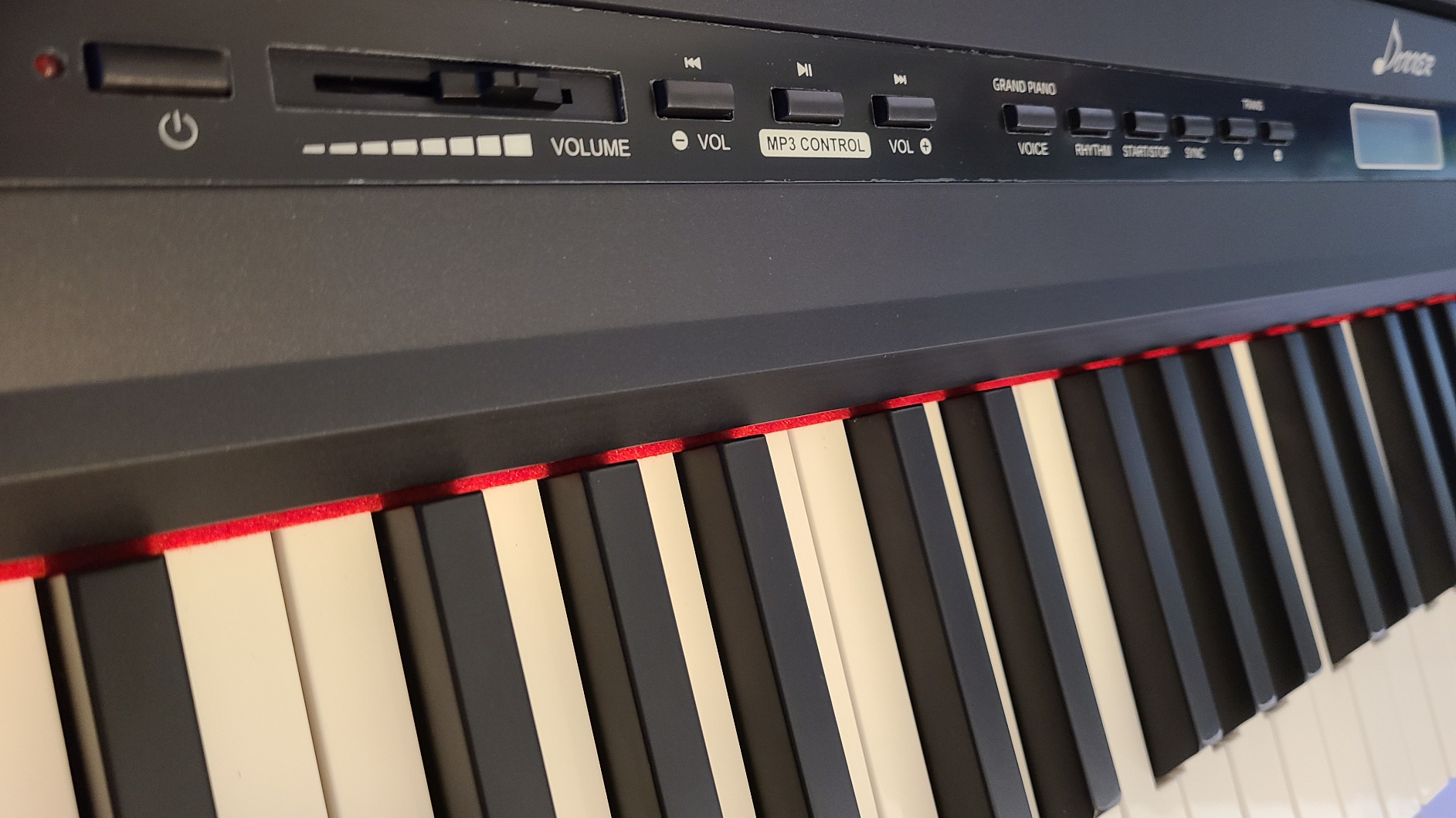 Donner DEP-20 Beginner Digital Piano 88 Key Full Size Weighted Keyboard with Furniture Stand and 3-Pedal Unit customer photo 2