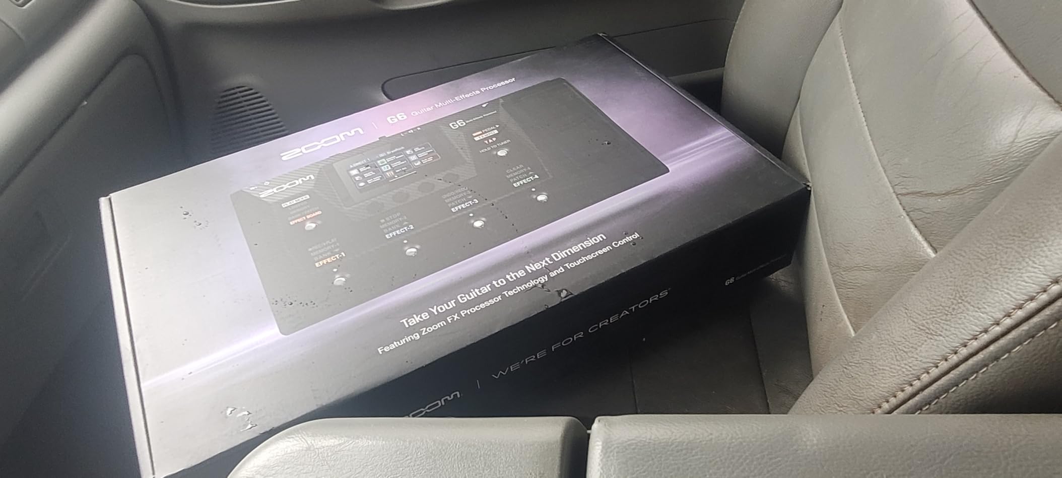 Zoom G6 Guitar Multi-Effects Processor with Expression Pedal, 100+ Effects, Amp Modeling & IRs, Looper, Touchscreen Display, and USB Audio Interface customer photo 1