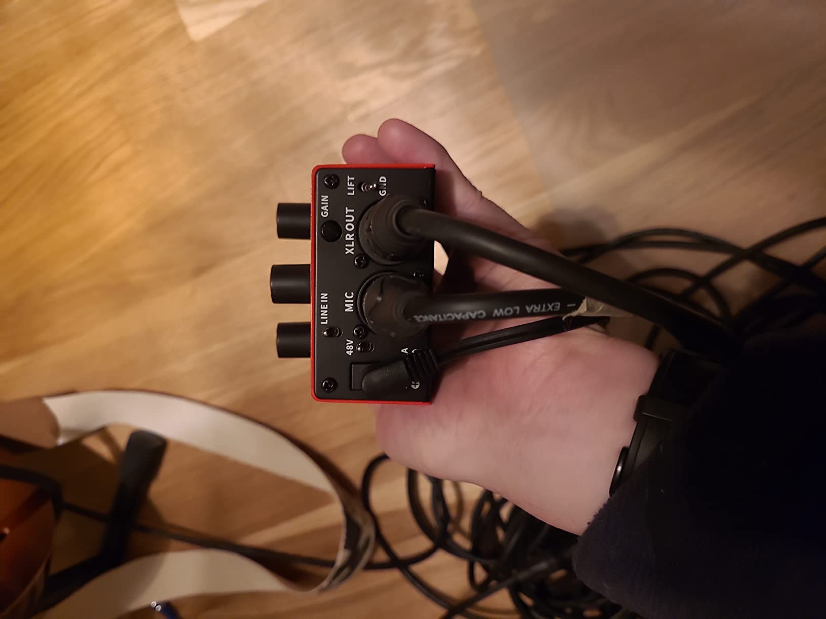 FLAMMA FV01 Vocal Effects Processor Pitch Correction Voice Pedal Vocal Stompbox Microphone Amplifier for Singer with Delay Reverb customer photo 2