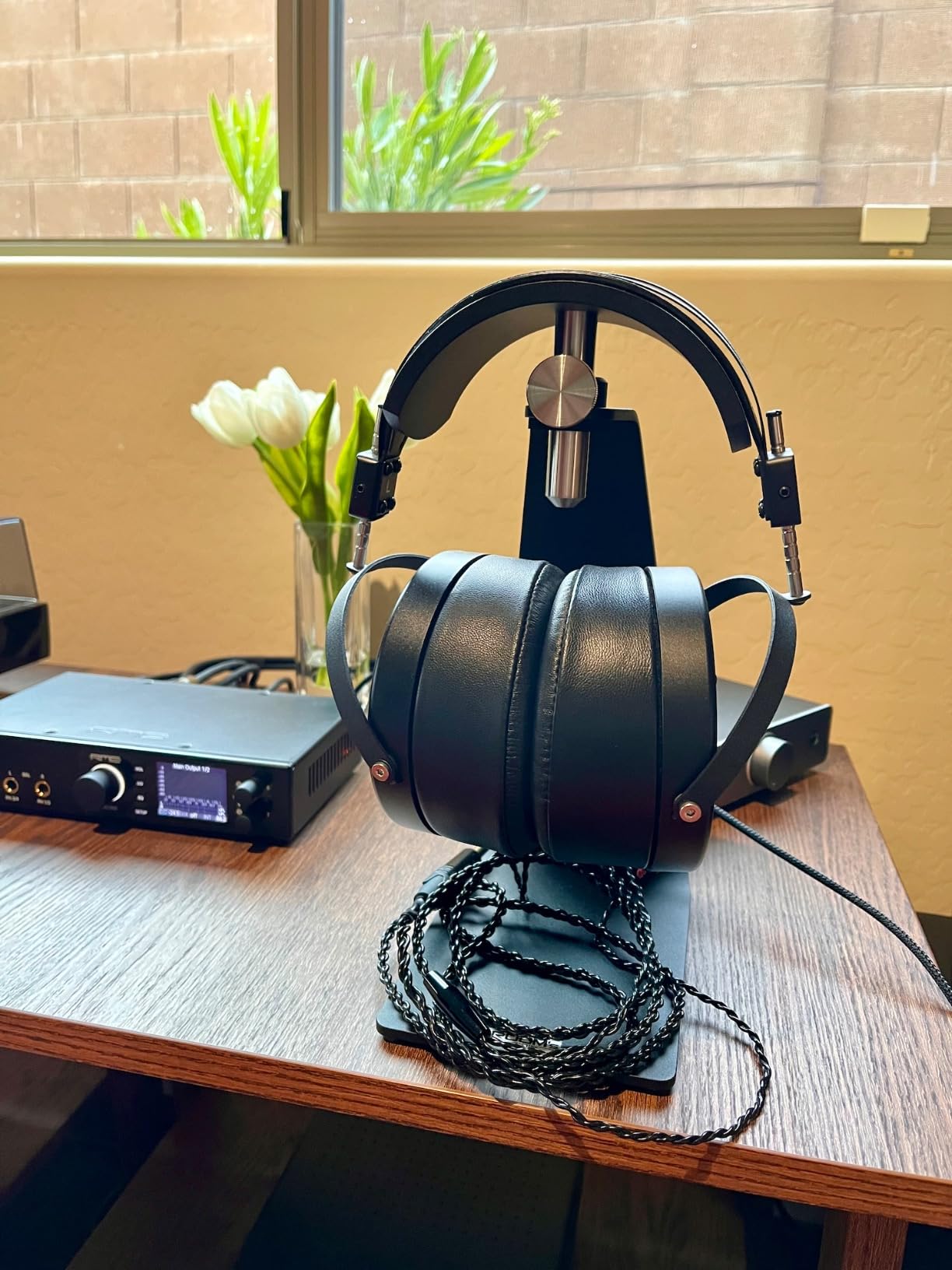 Audeze LCD-X Over-Ear Open Back Professional Planar Magnetic Headphone new 2021 and Later Version with Carry case customer photo 2