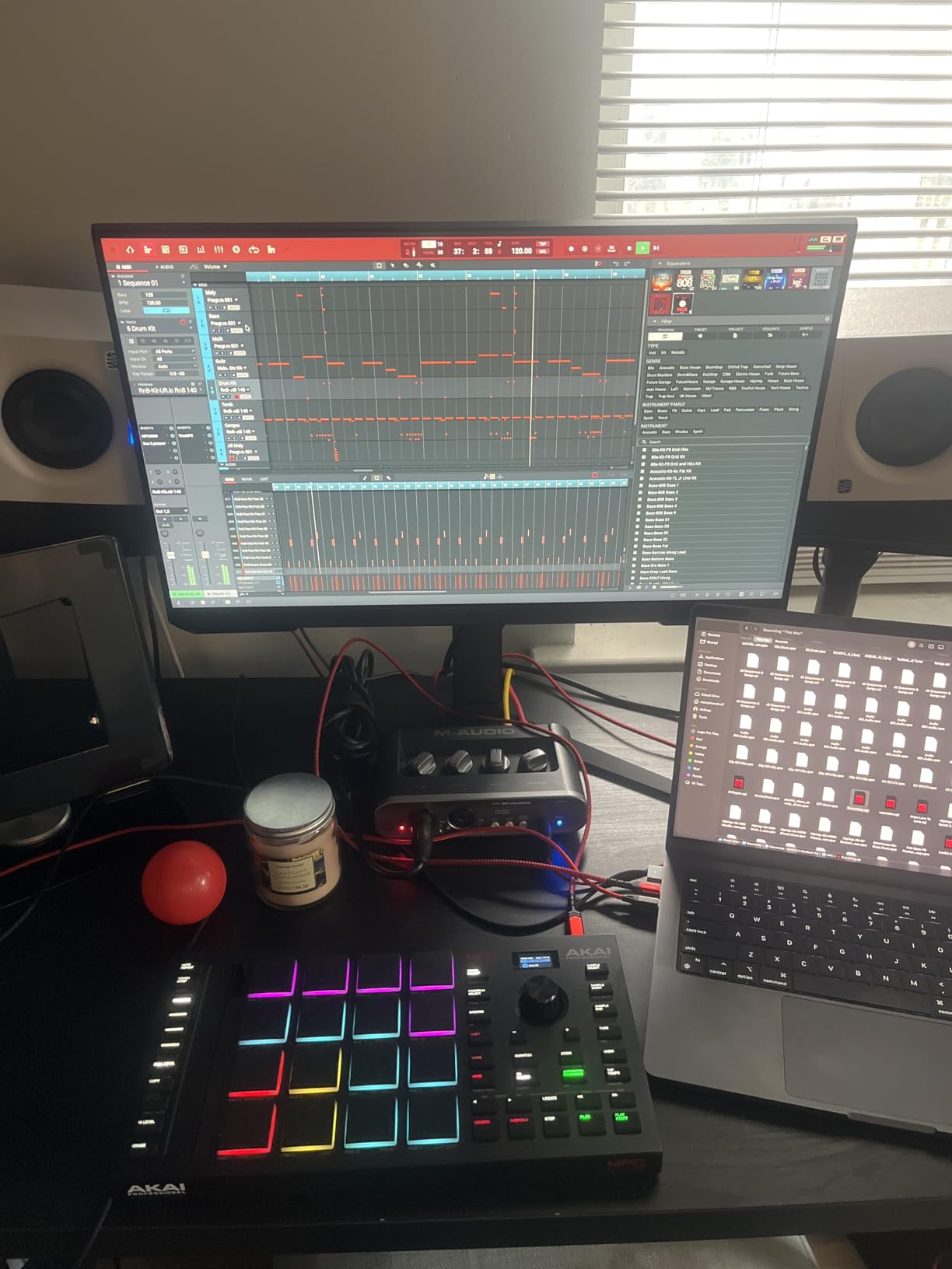 Akai Professional MPC Studio USB MIDI Pad Controller - 16 Velocity-Sensitive RGB MPC Pads, MPC Software, Assignable Touch Strip customer photo 1