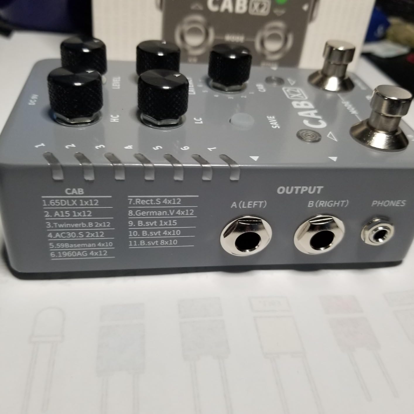 MOOER Dual-Channel Digital Preamp Pedal Guitar Effects Pedal | with 14 Preamp Models 3 Global Cabinet Simulation Files, Supports Loading MNRS, GNR, and GIR files (X2) customer photo 2