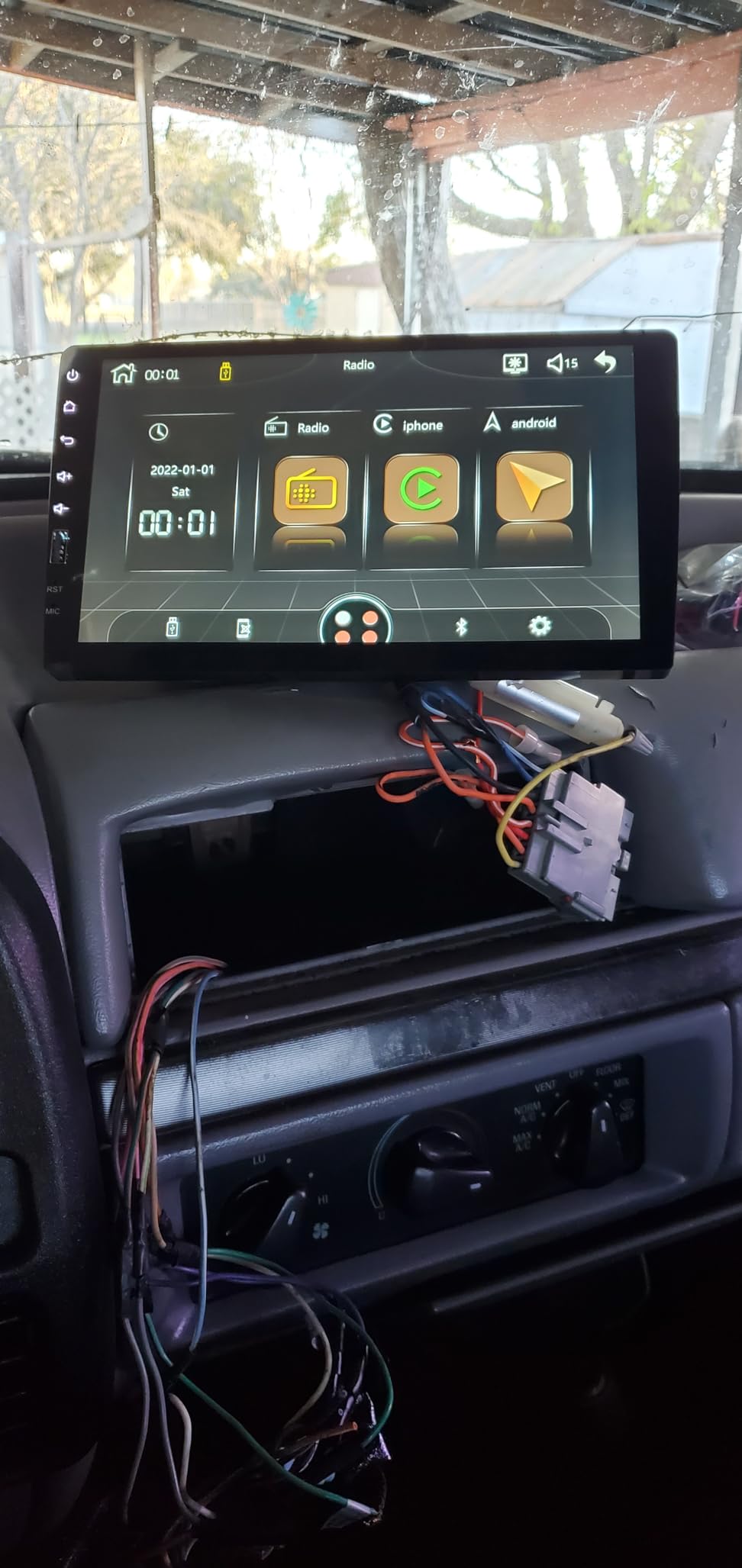 Single Din CarPlay & Android Auto Car Radio, 9-Inch Touch Screen Car Stereo with Bluetooth, Mirror Link, FM/AM Audio, GPS, USB,EQ,Backup Camera Input & SWC+MIC, Car Multimedia Player customer photo 1