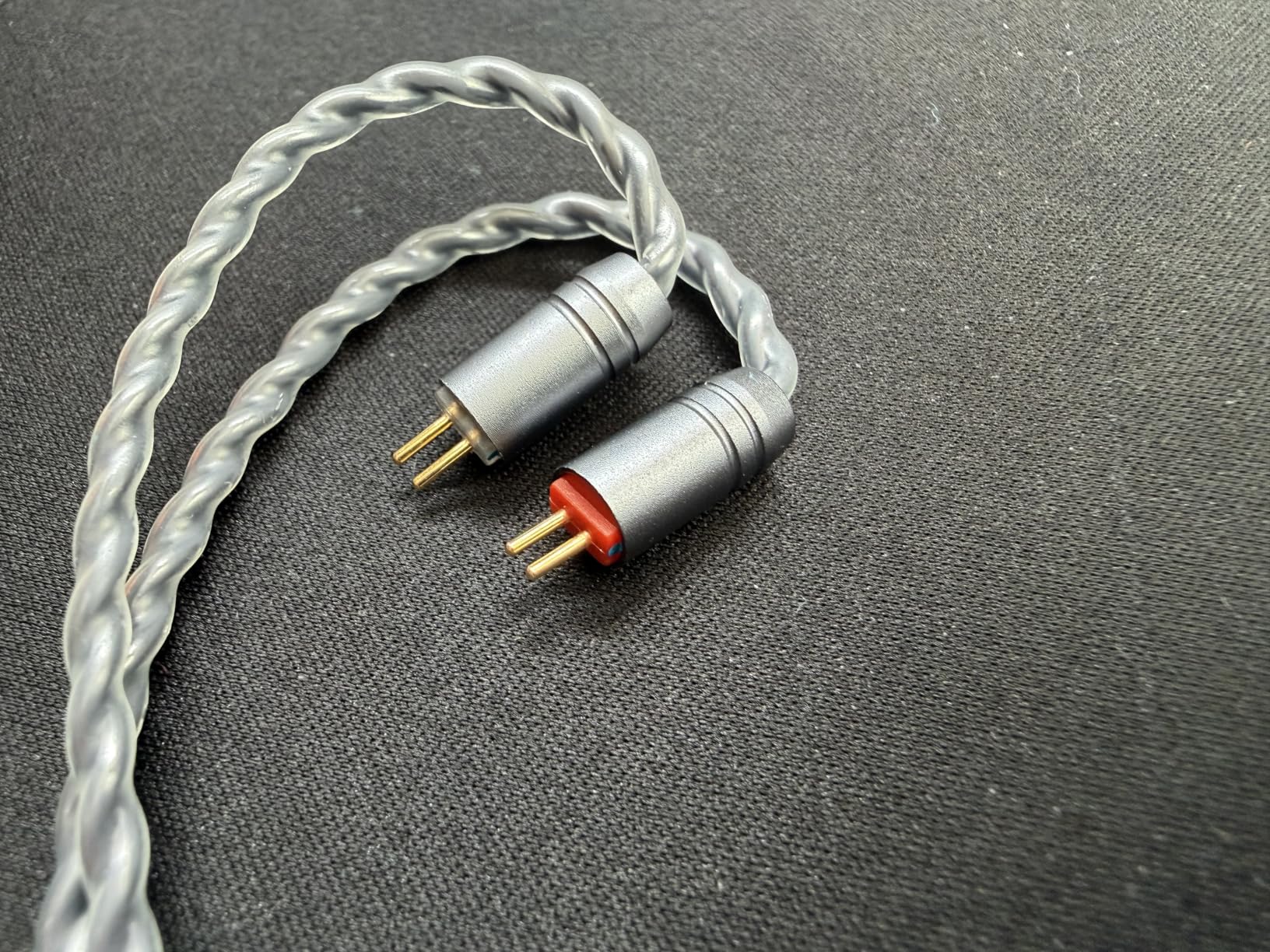 Linsoul Tripowin Grace Silver-Plated OFC in Ear Earphone Cable w/Mic | 1.25m Length, 3.5mm Audio Plug for Audiophile Replacement Cable, 2Pin customer photo 2