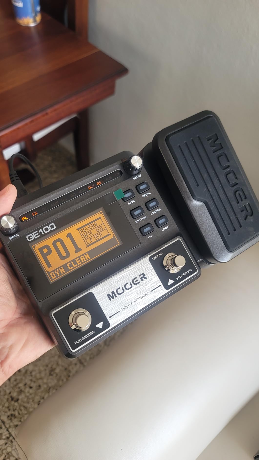 MOOER GE100 Multi-Effects Guitar Pedal 80 Presets, 66 Effects customer photo 2
