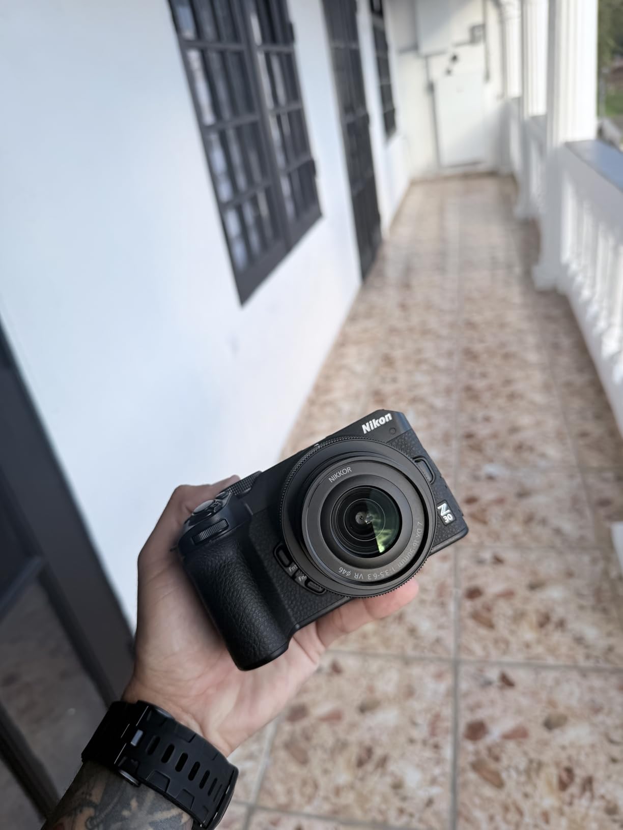 Nikon Z 30 with Wide-Angle Zoom Lens, Compact Lightweight Mirrorless Stills/Video Camera with 16-50mm Zoom Lens customer photo 2