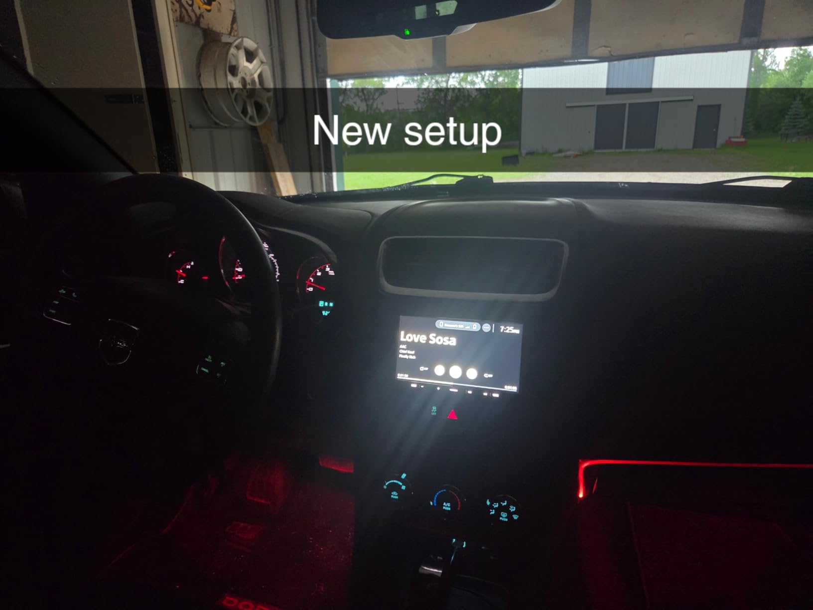 Sony XAV-AX4000 7-Inch Multimedia Receiver with Wireless Car Play/Android Auto and Maestro Ready (XAVAX4000) customer photo 2