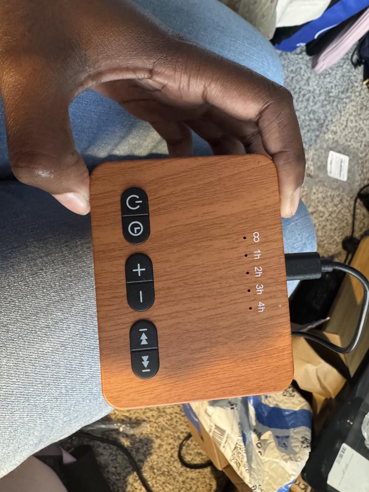 DailyBody Sound Machine White Noise Machine with 30 Soothing Sounds 32 Levels Volume 5 Timers and Memory Function Effectively Blocks Noise Ideal Sleep Machine for Baby Kids Adults (Wood Grain) customer photo 1