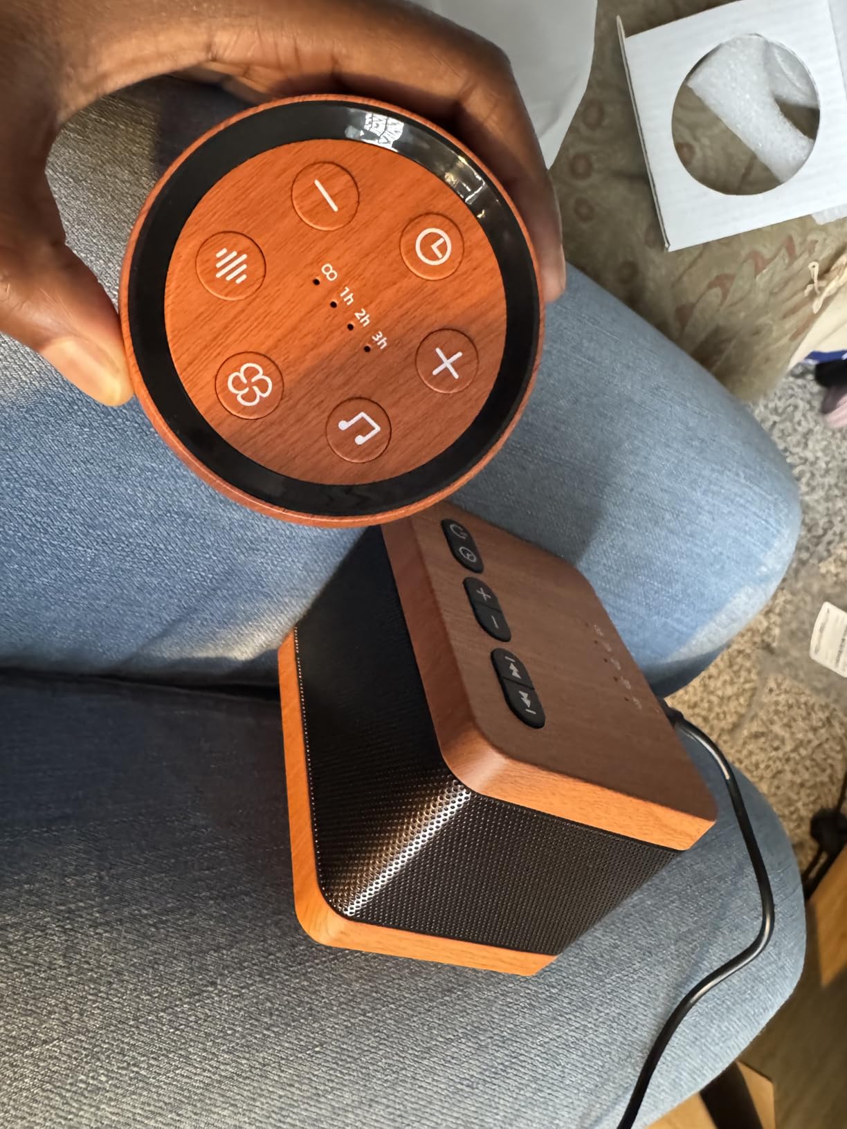 DailyBody Sound Machine White Noise Machine with 30 Soothing Sounds 32 Levels Volume 5 Timers and Memory Function Effectively Blocks Noise Ideal Sleep Machine for Baby Kids Adults (Wood Grain) customer photo 2