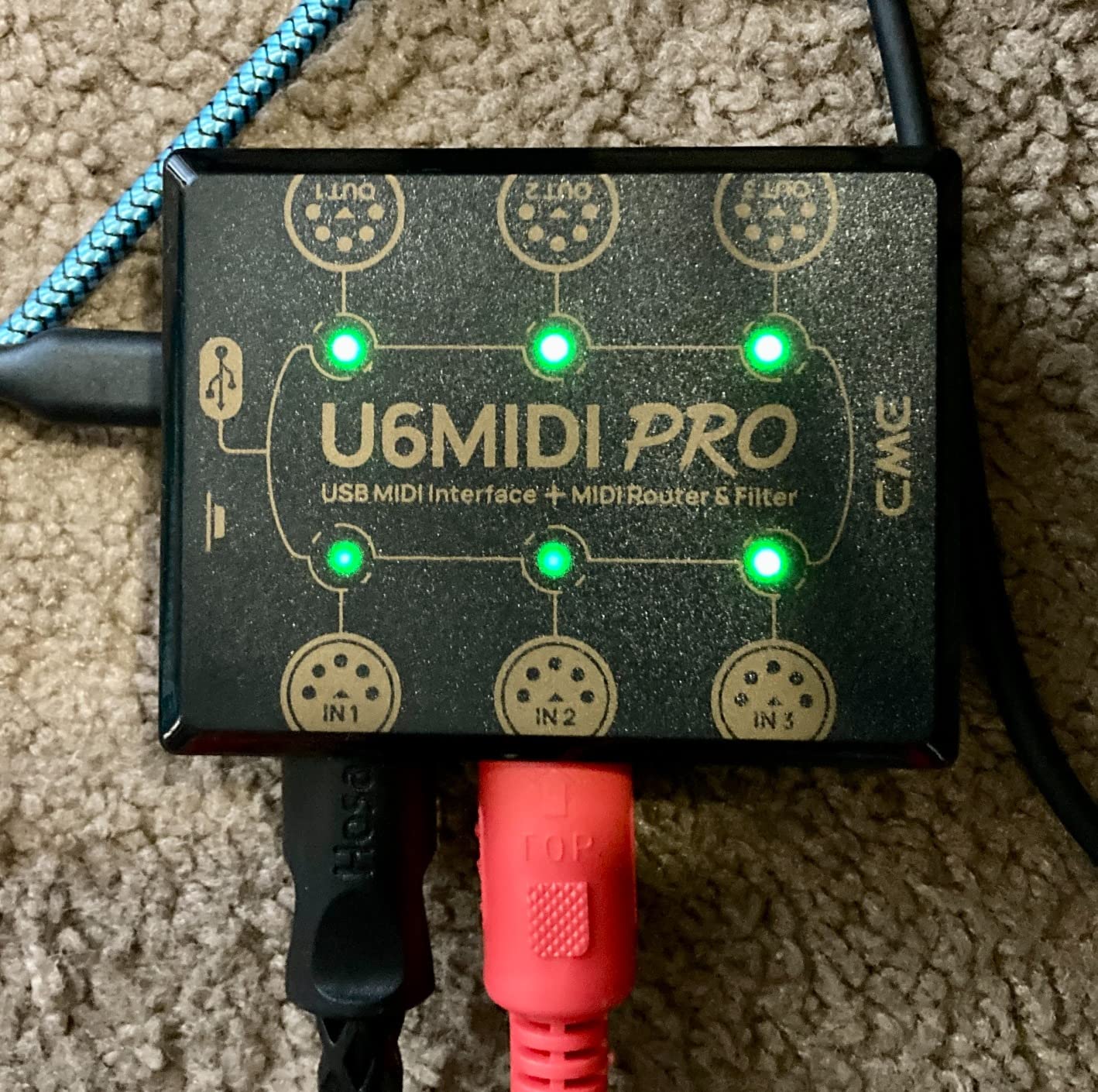 CME U6MIDI Pro 3-in-3-out MIDI Interface | Router, Filter, Mapper, Plug-and-play USB MIDI for computers, Standalone 3-in-3-out MIDI, Merge, Split, Thru customer photo 2