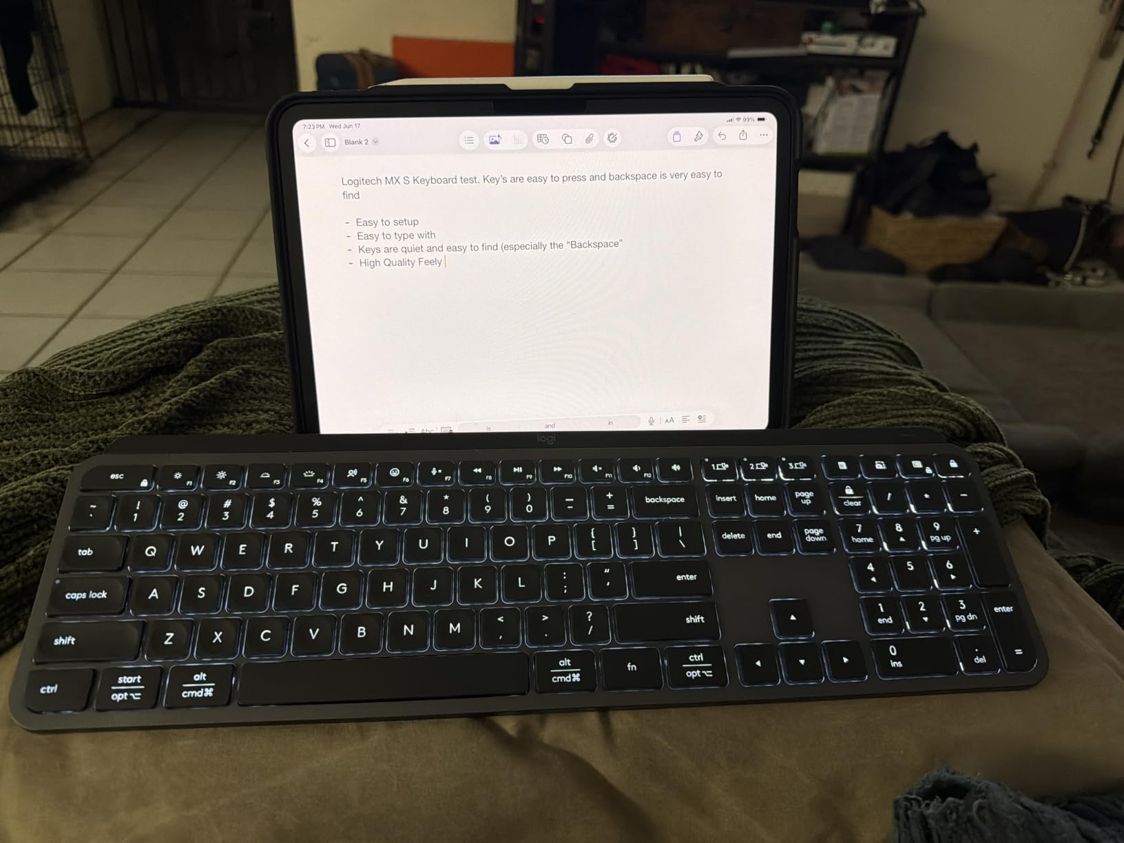 Logitech MX Keys S Wireless Keyboard Low Profile Fluid Precise - Graphite customer photo 1
