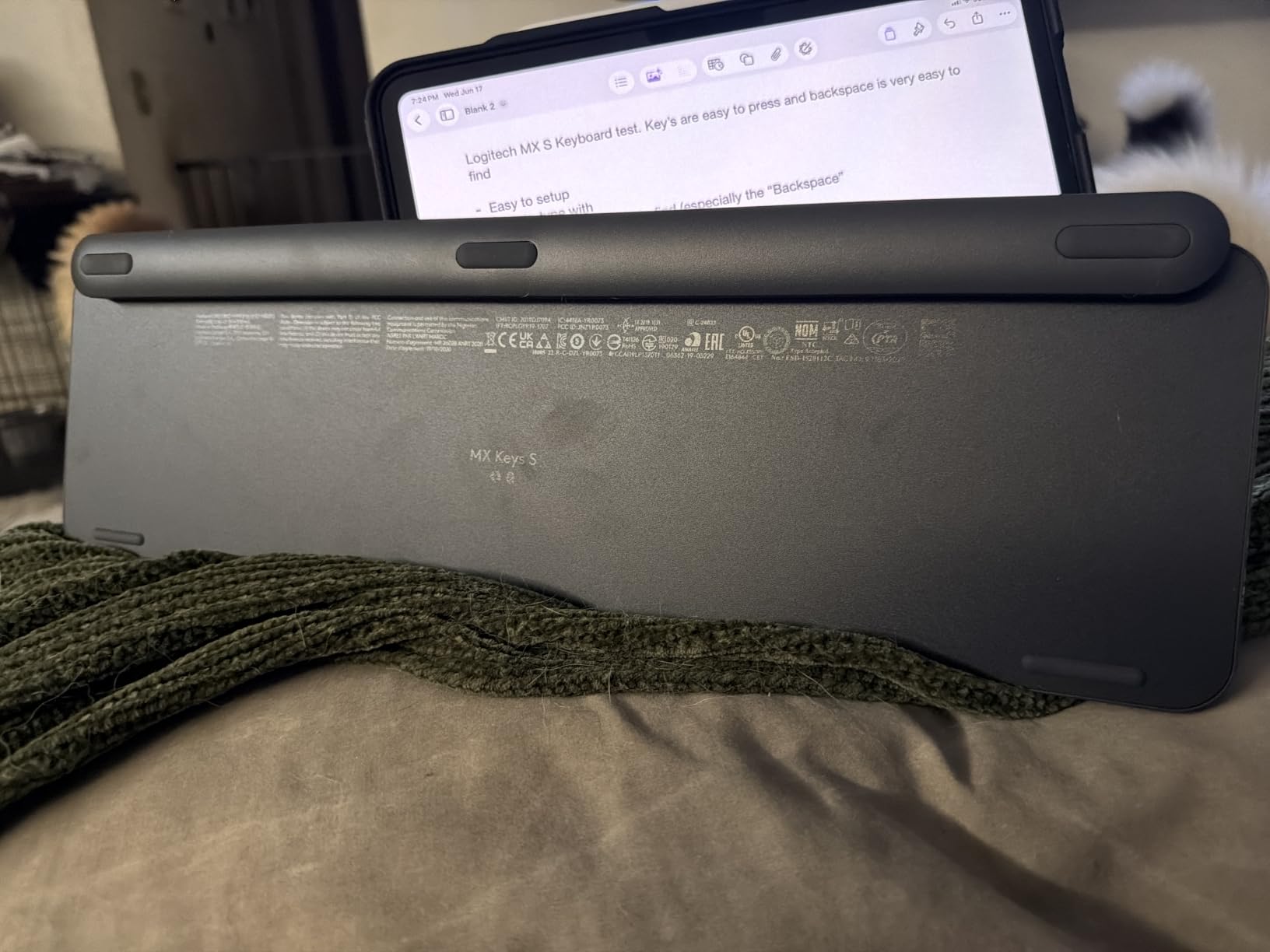 Logitech MX Keys S Wireless Keyboard Low Profile Fluid Precise - Graphite customer photo 2