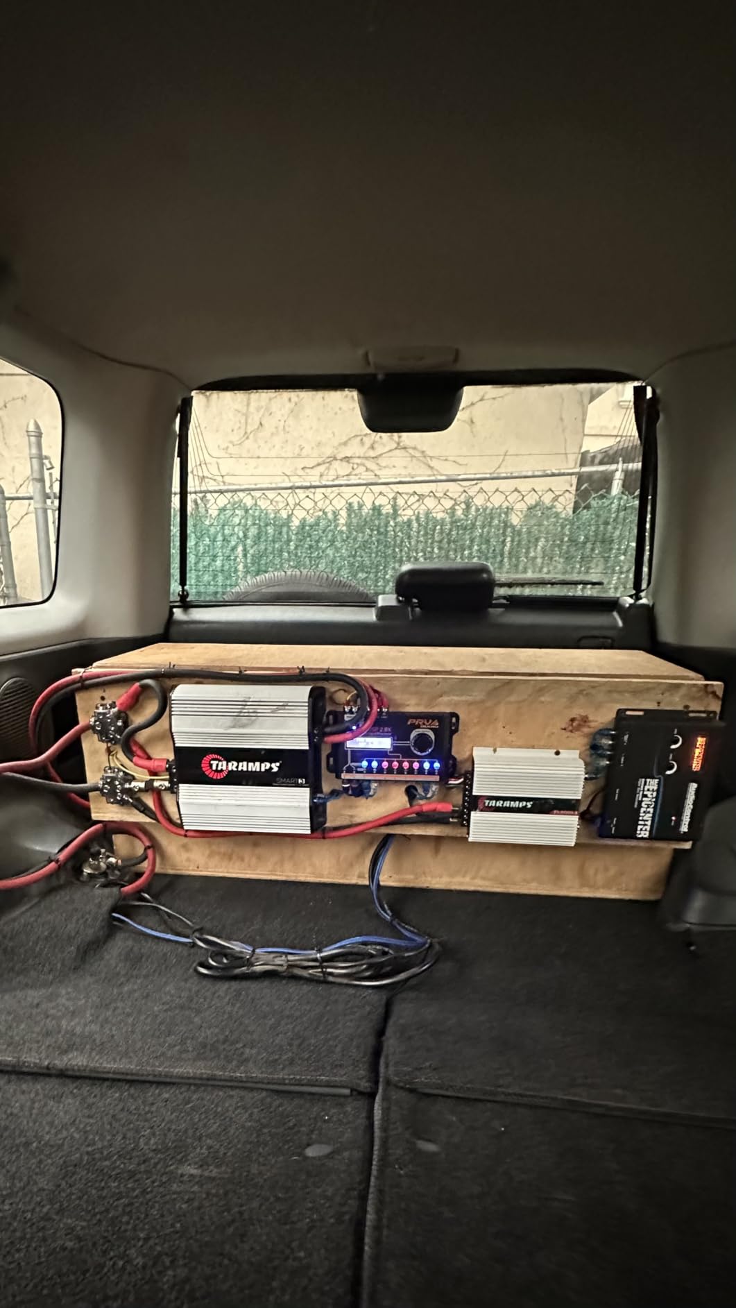 Taramps TS 800x4 Car Audio Multichannel Amplifier 800 Watts Rms 2 Ohms 4 Channel 2 Bridged Channel Full Range Crossover, RCA/High Level Input, Class D customer photo 1