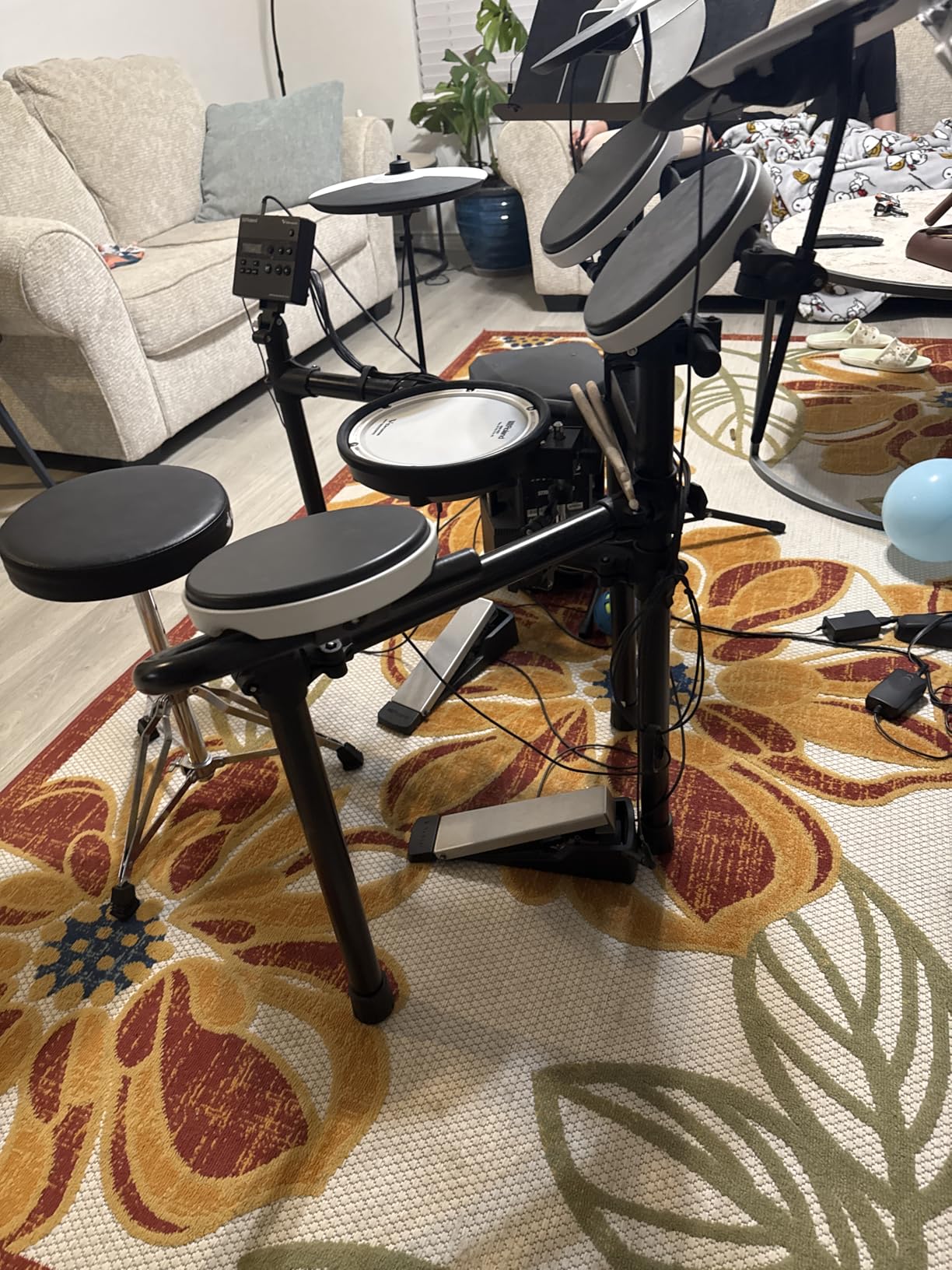Roland TD-02KV V-Drums | Electronic Drum Kit with Expressive Playability, Noise-Reducing Features, Mesh-Head Snare, Wide Acoustic-Style Playing Layout & Optional Bluetooth Expansion | Onboard Coach | Kit with Expressive Playability, Noise-Reducing Features, Mesh-Head Snare customer photo 2