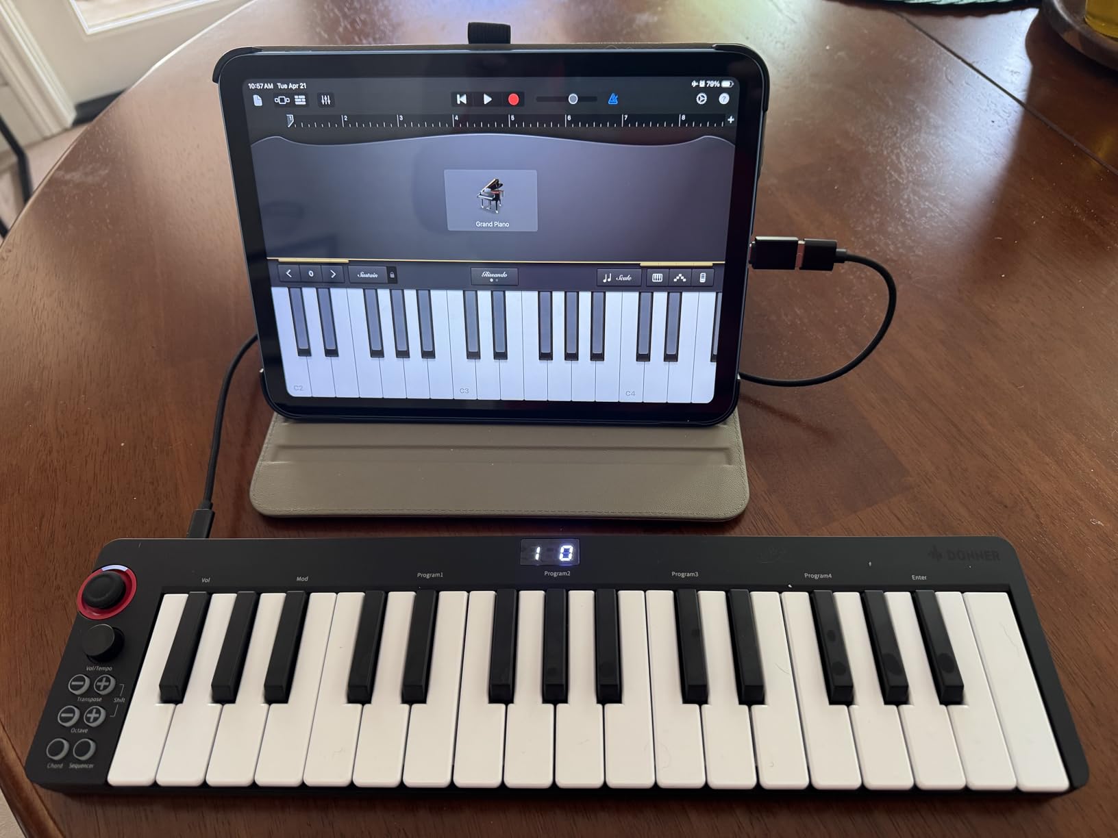 Donner Mini MIDI Keyboard N-25, 25 Key MIDI Controller Gifts for Beginners with Velocity-Sensitive Mini Keys Light-up Rocker Music Production Software, Small USB Controlador with 40 Teaching Courses customer photo 1