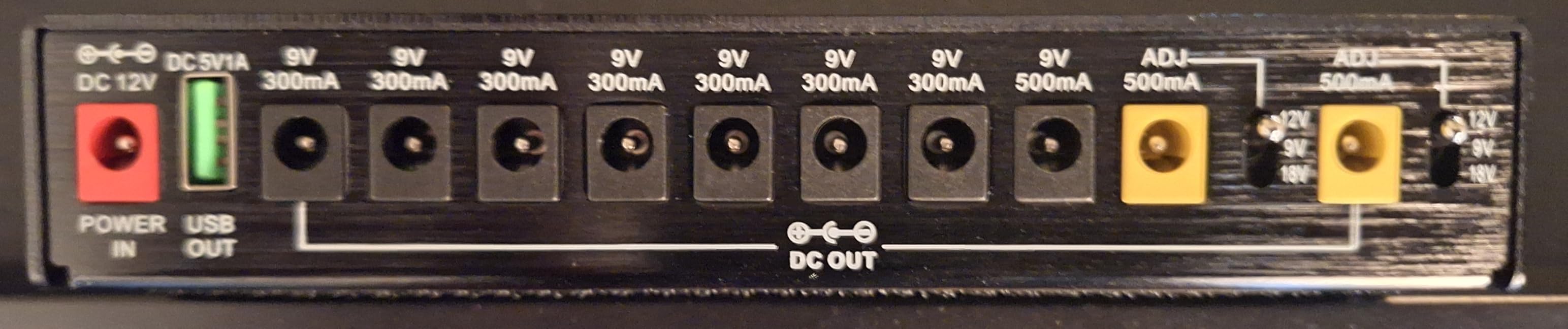 LEKATO Guitar Pedal Power Supply, True Isolated Pedal Power Supply with 10 Ports, USB Port, Short Circuit Protection, DC Output 9V 12V 18V for Effect Pedal customer photo 2