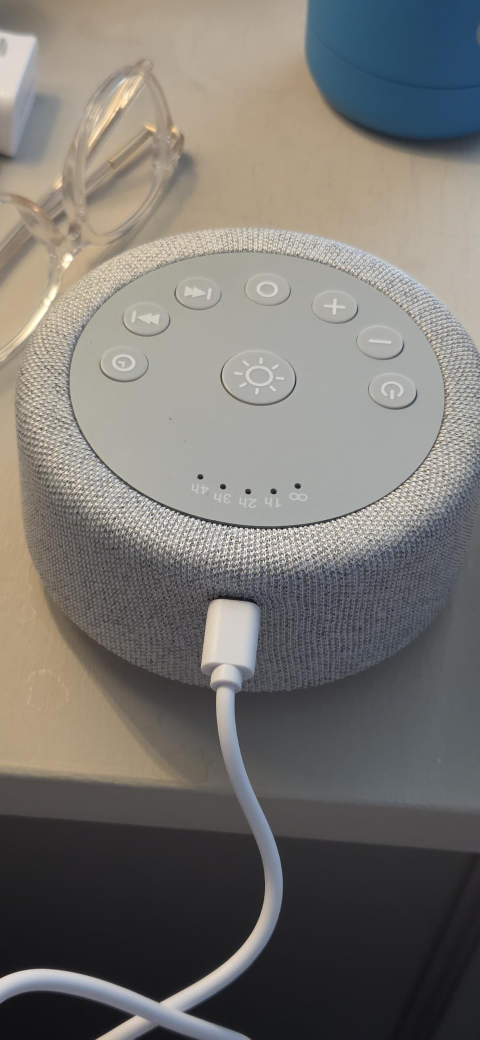 Sound Machine Night Light White Noise Brown Noise Machine with 30 Non Looping Sounds, 12 Lights, 5 Timers, 36 Adjustable Volume, Memory Function Sleep Sounds Machine for Baby Kids Adult & Home Office Travel customer photo 2