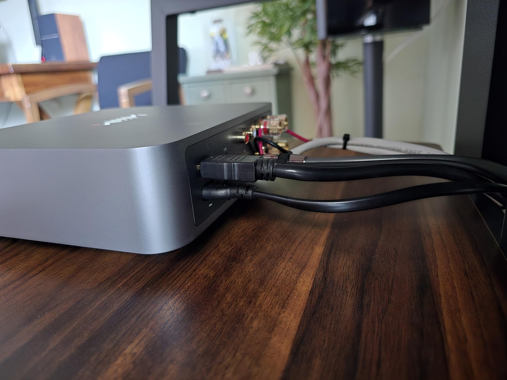 WiiM Amp: Multiroom Streaming Amplifier | Compatible with AirPlay, Google Cast, Alexa | HDMI, Voice Control | Stream from Spotify, Amazon Music, Tidal & More | Space Gray customer photo 1