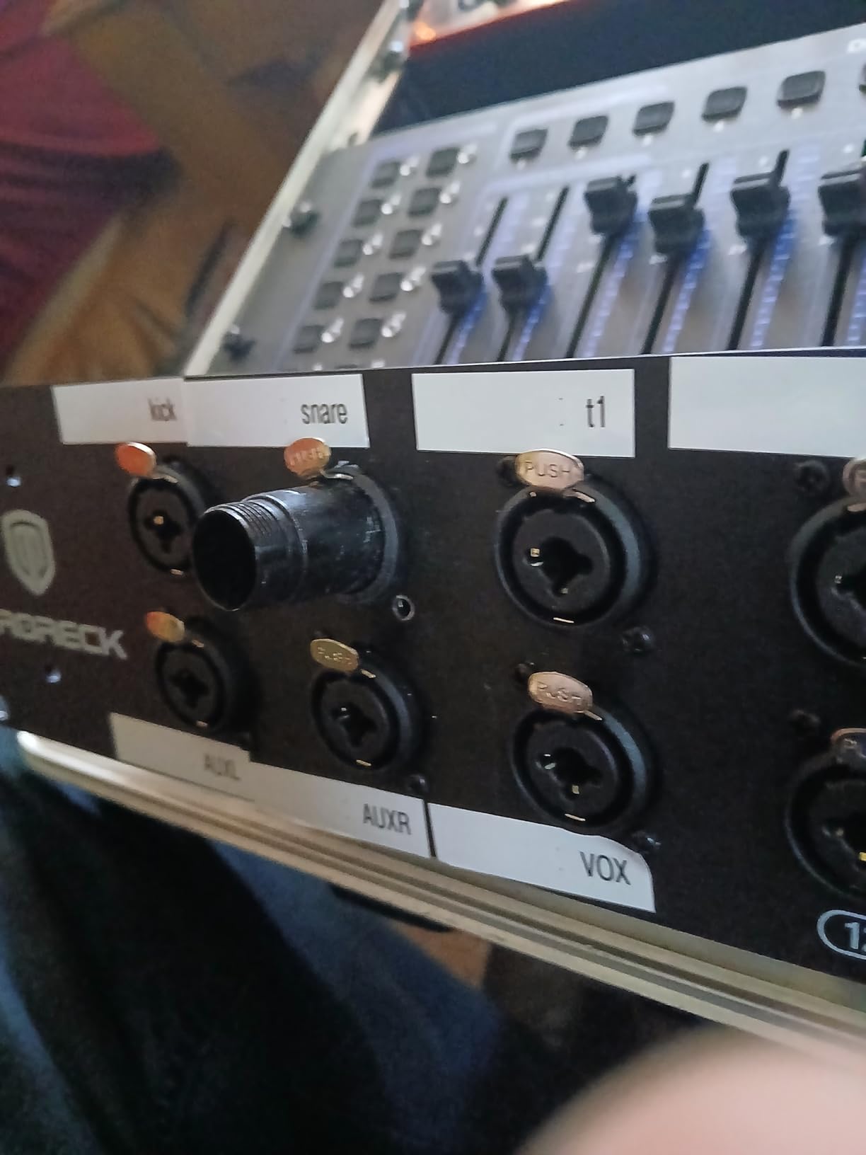 PRORECK Rack Mount TRS XLR Combo Splitter Snake Cable, Suitable for Live, Recording, Stage, Studio (5 Foot x 15 Foot - 16 Channel) PR-16-0515, 2U customer photo 2