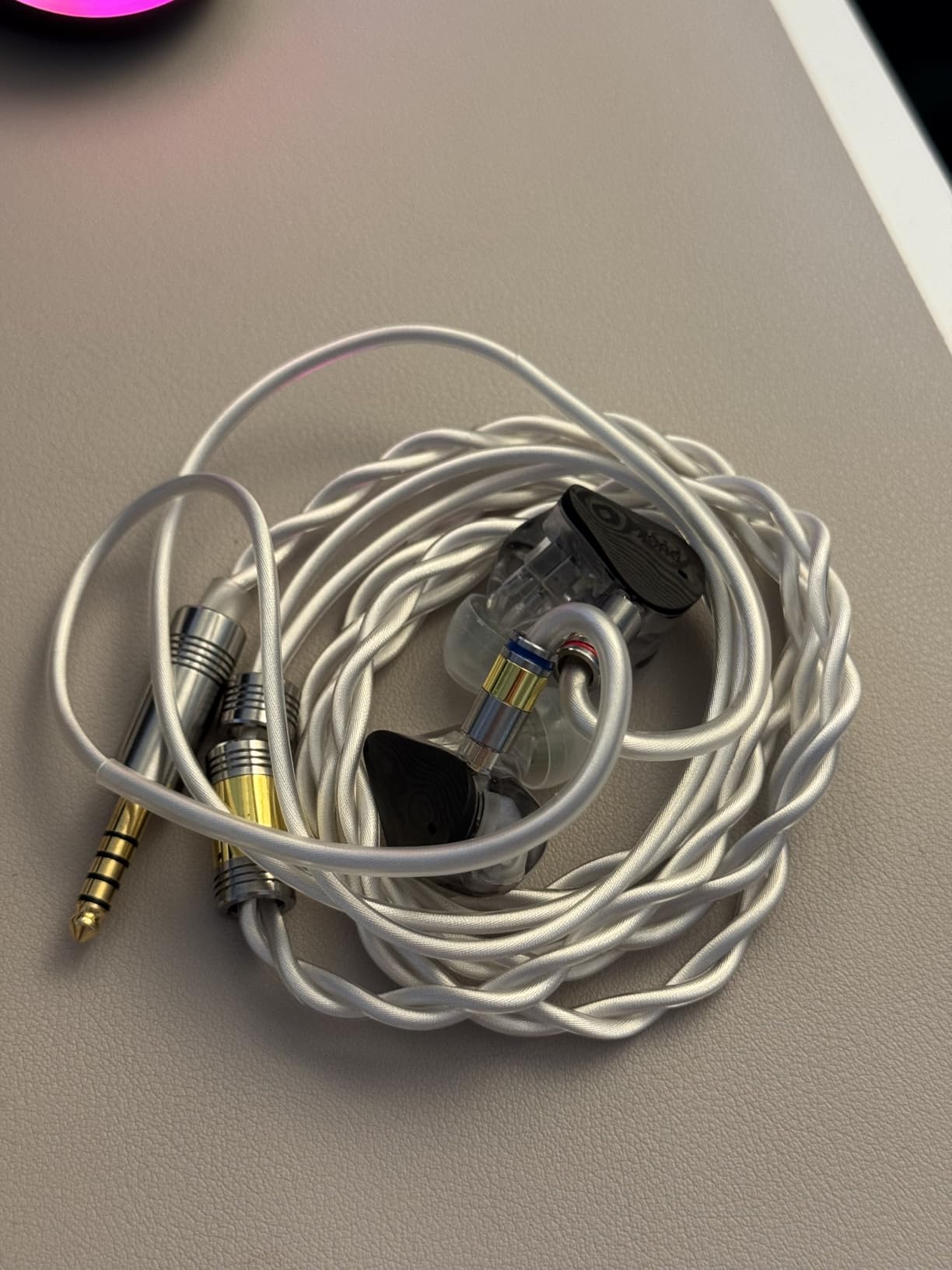 NICEHCK Snowcat IEM Cable 4.4mm 0.78mm 2Pin HiFi Earphone Upgrade Wire | Gold-plated balanced plug & 0.78 2Pin; thick warm bass, close vocal, mild treble;braided cord for balanced DAP audiophile customer photo 1