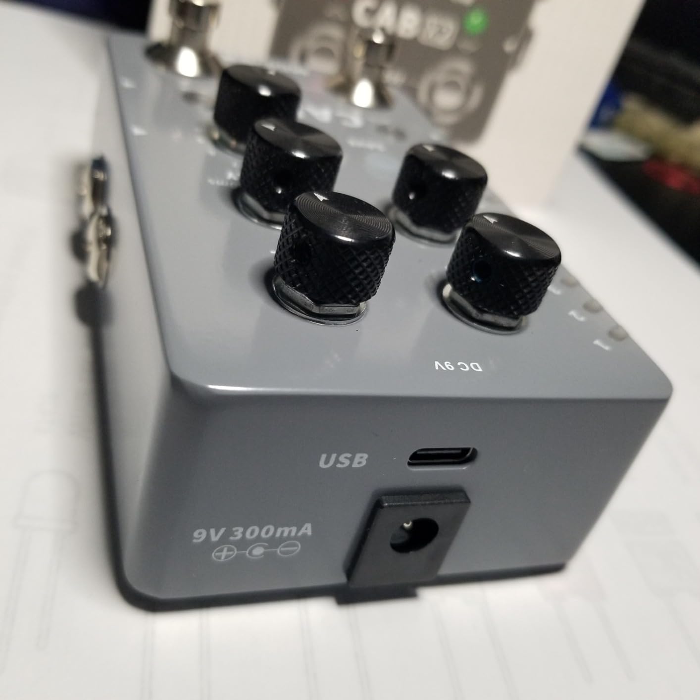 MOOER Harmony X2 Effects Pedal - 12 Pitch Options with 11 Harmonic Modes, Dual-Footswitch Harmony Stereo Effect Pedal customer photo 1