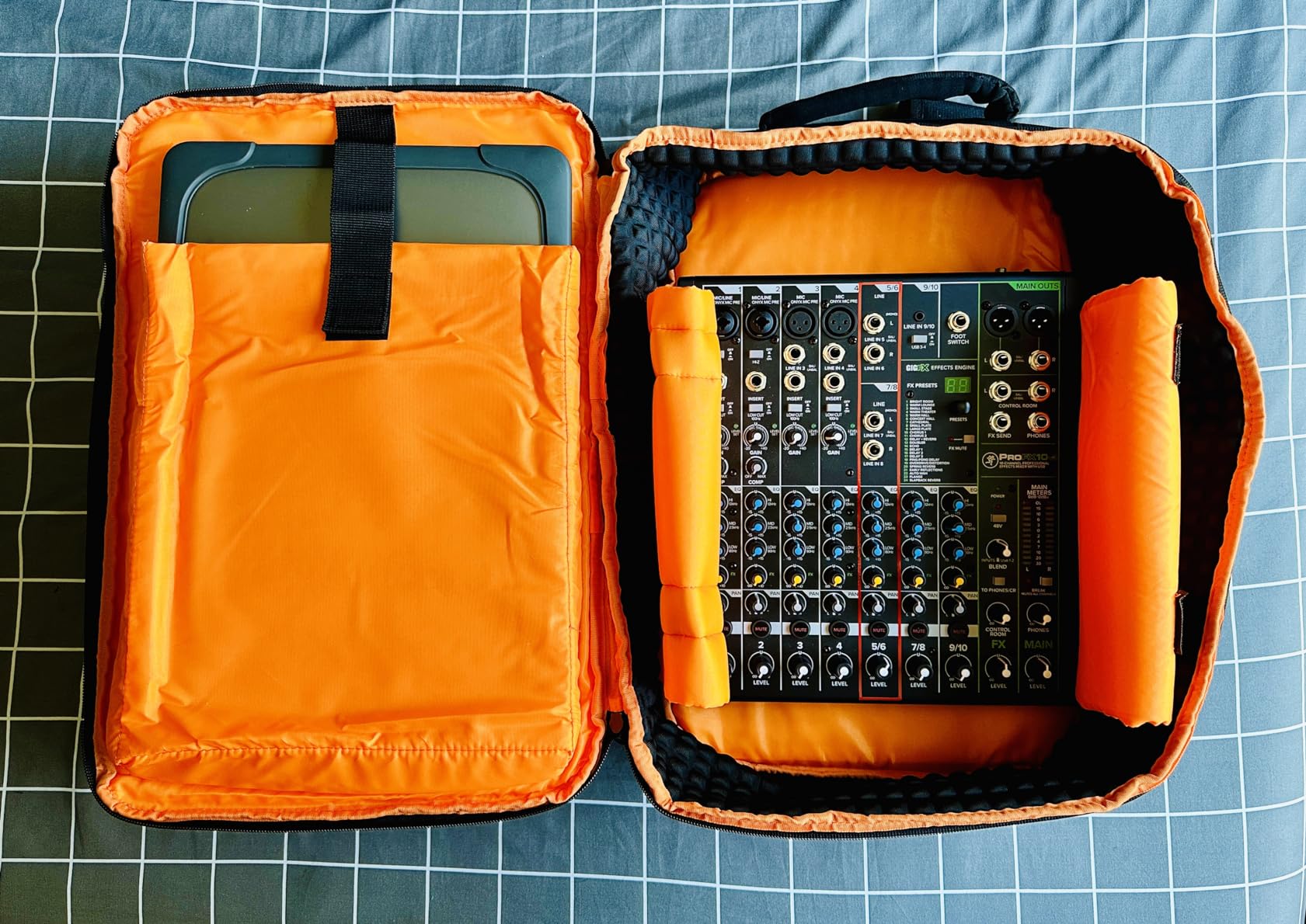 PGmoon Audio Mixer Travel Bag Compatible with RODECaster Pro/Pro II/RC Duo | DJ Mixer Backpack with Plenty of Pockets for Microphones, Cables & More Podcast Equipment (Patent Design) customer photo 1