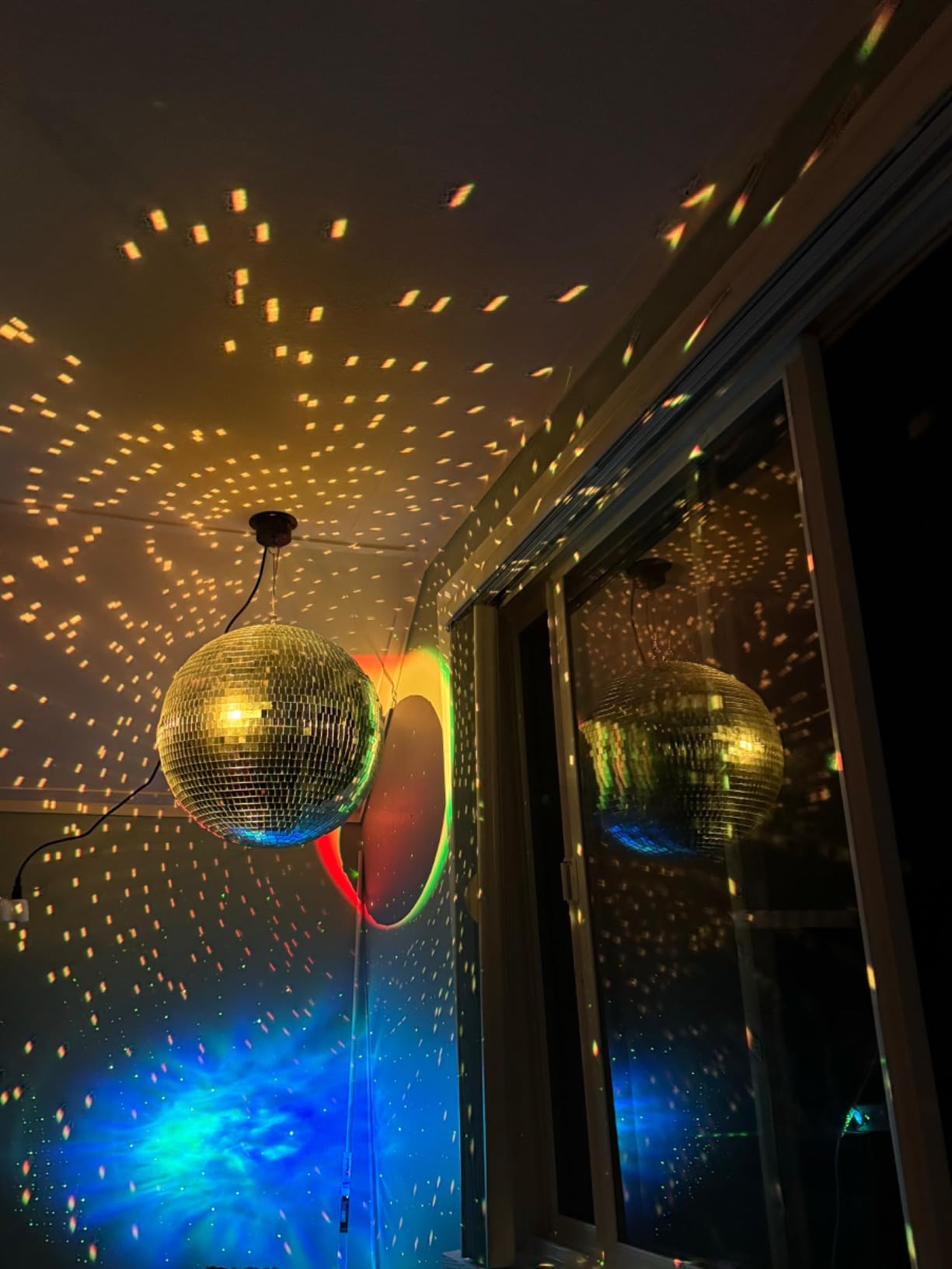 Disco Ball Motor 3 RPM, Palujorty Heavy Duty Slow Mirror Ball Motor Plug in for 4''- 16'' Mirror Balls (No Lights) customer photo 2