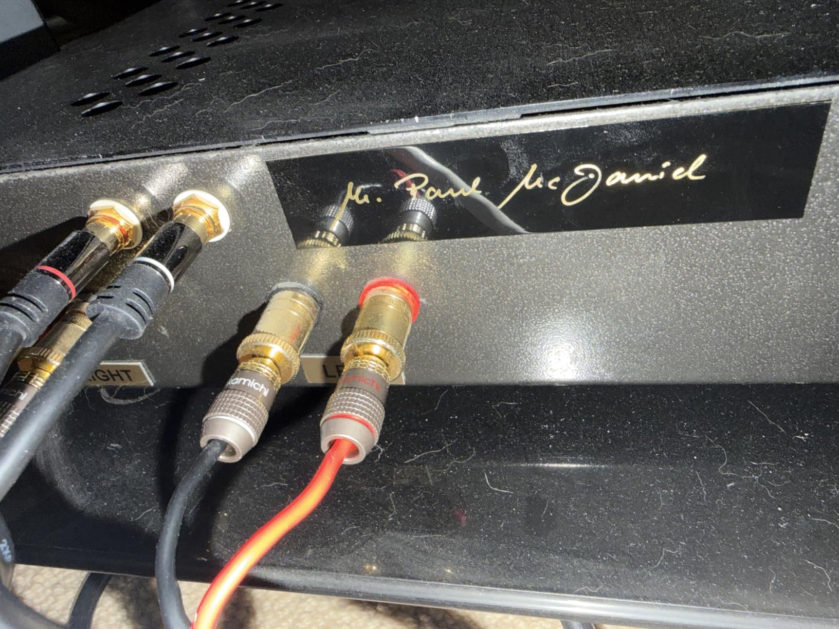 Nakamichi FanLock Excel Series 24k Gold Plated Banana Plugs, 10-18 AWG | Gauge Size 4mm for Speakers Amplifier Hi-Fi Stereo Radio AV Receiver Audio Wire Cable Quick Connector, 4 Pcs (2-Pairs) customer photo 1