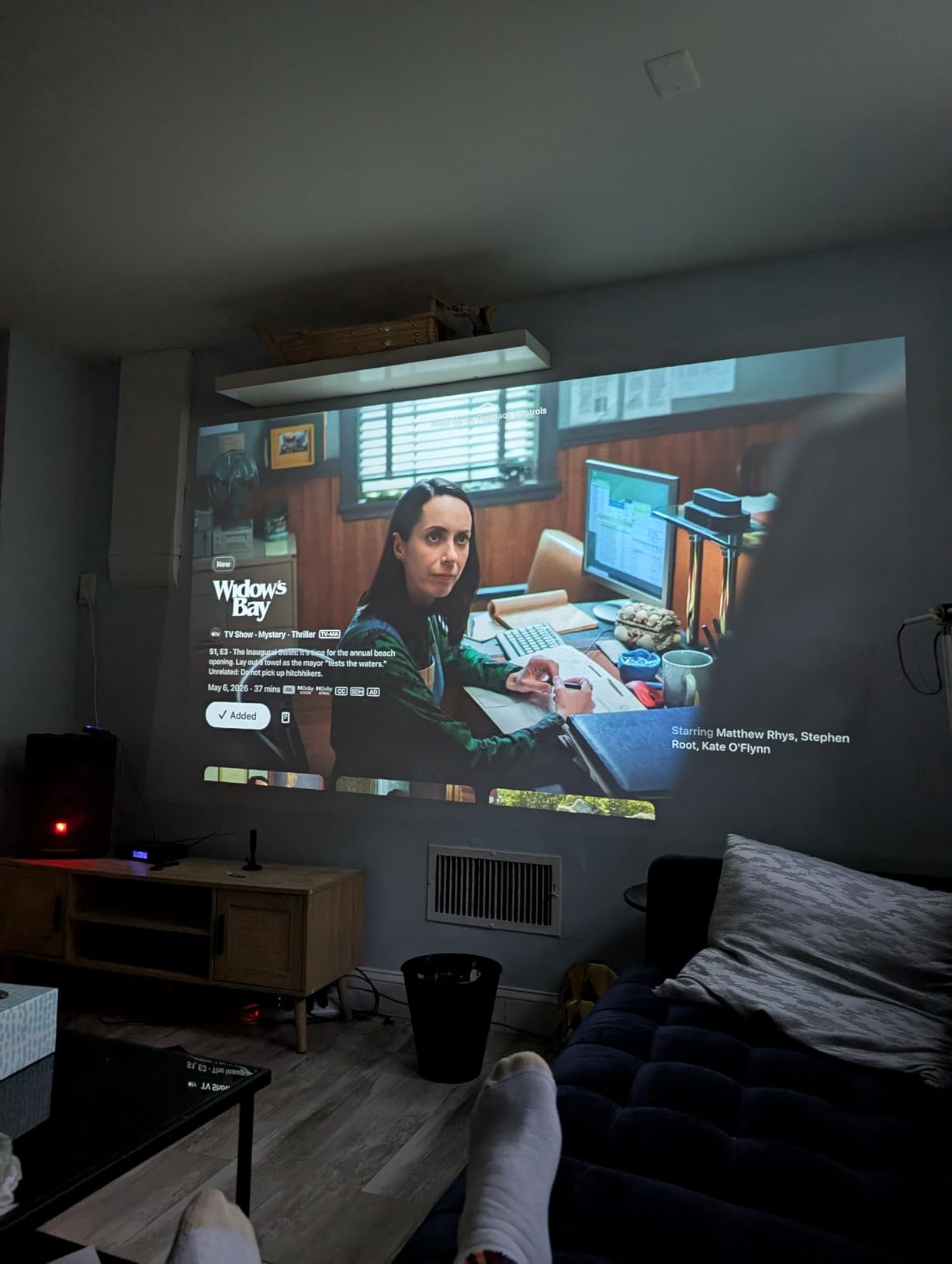 XGIMI Halo+ GTV NEW Portable Projector, Google TV with Licensed Netflix, 700 ISO Lumens, 2 x 5W Harman Kardon Speakers, Auto Focus, ISA, Wi-Fi, Built-in Battery with 2.5 Hours Playtime customer photo 1