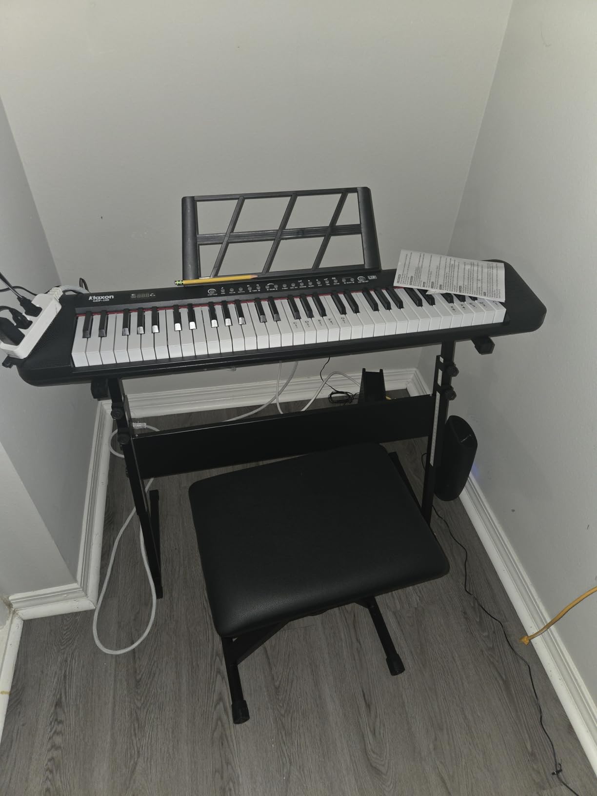 Ktaxon 61 Key Keyboard Piano Electric Keyboard with Lighted Keys | Electric Piano Set with Headphones, Microphone, Music Rest, Power Adapter, Stand, Piano Bench, Stickers & Manual (Full-Pink) customer photo 1